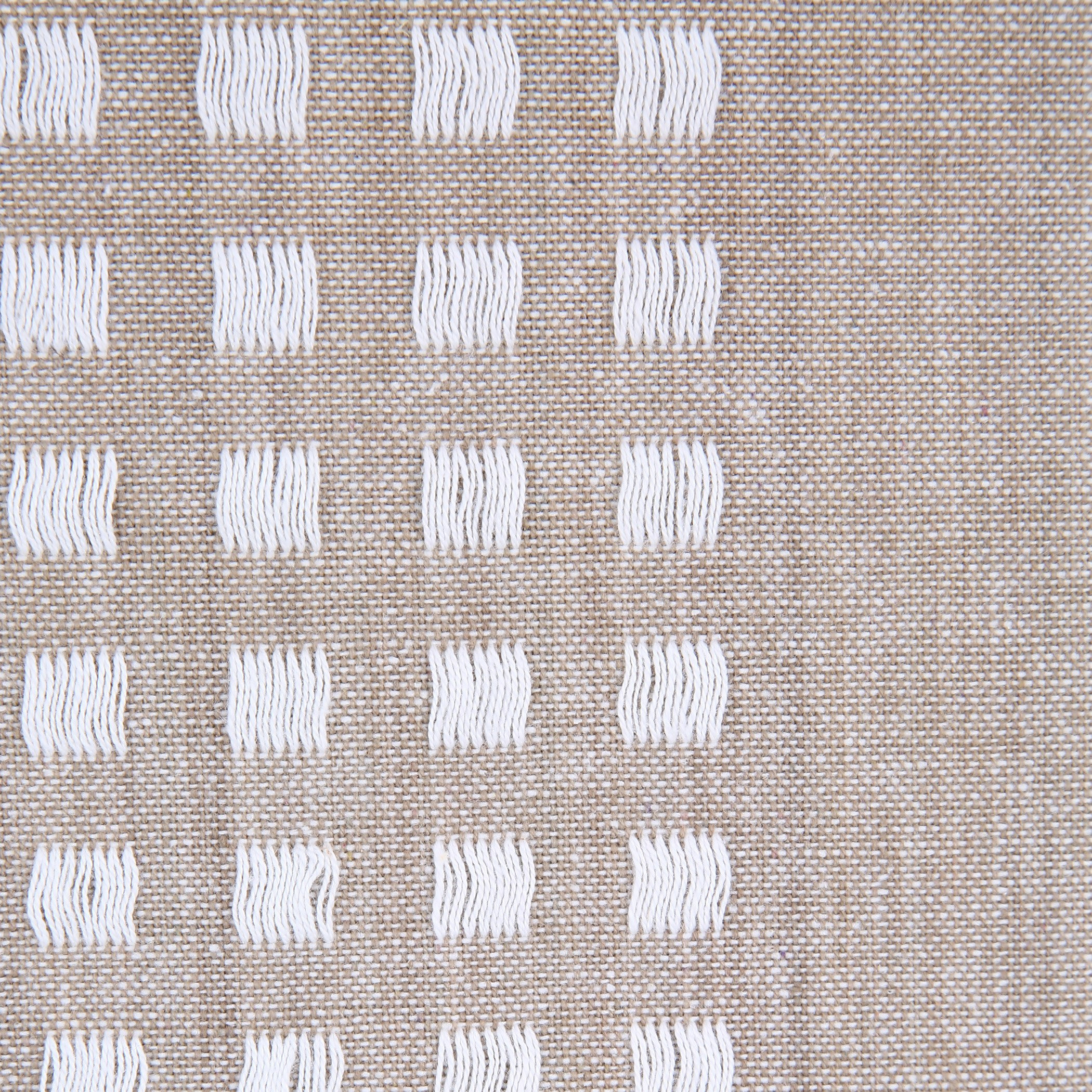 مفرش طاولة يُستخدم على الوجهين مزدان بشُرّابات ناثان-hbxdecorandfurnishings-homefurnishings-tablelinens-image-3