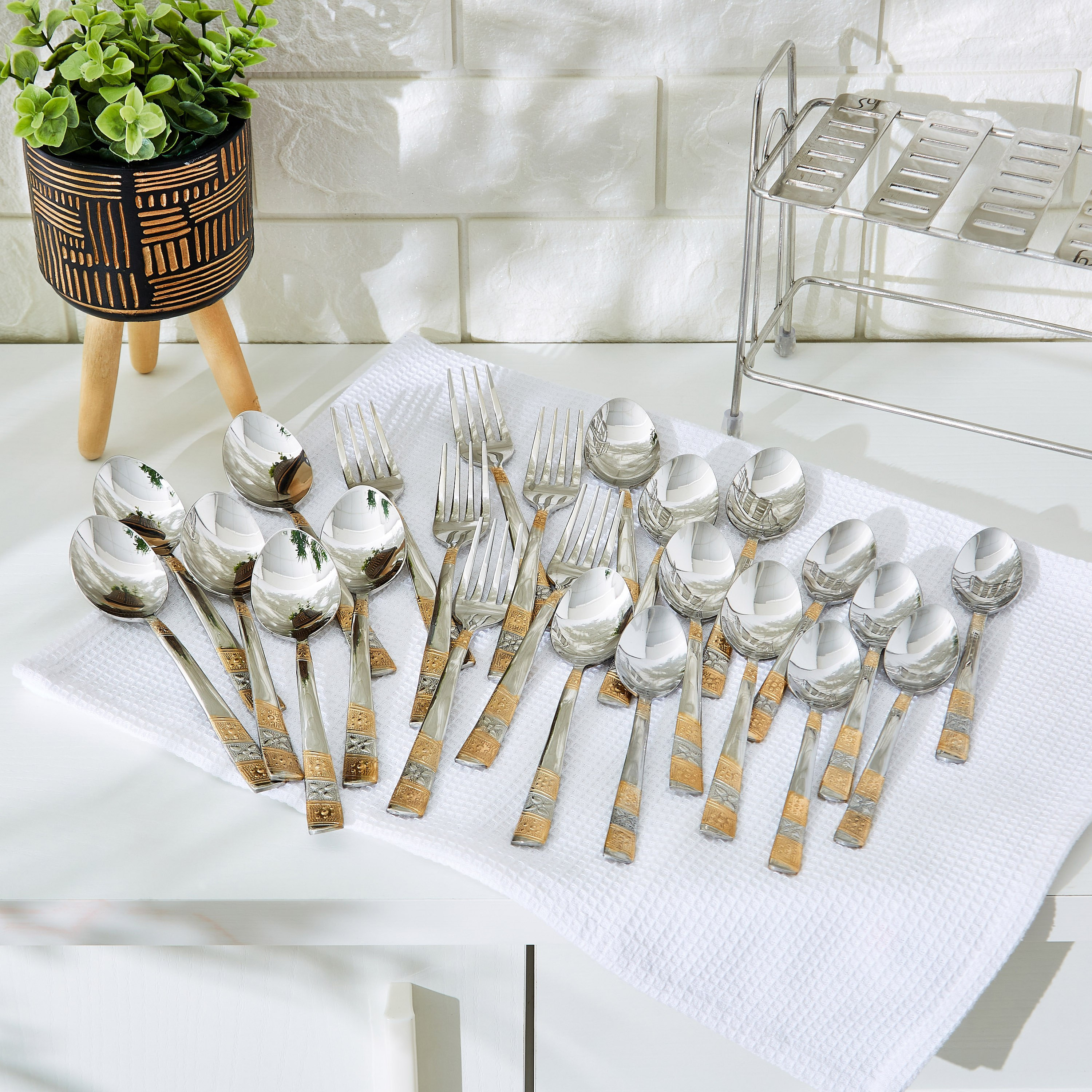 طقم أدوات مائدة من ويندسور- 24 قطعة-hbxhomeware-hbxkitchen-image-2