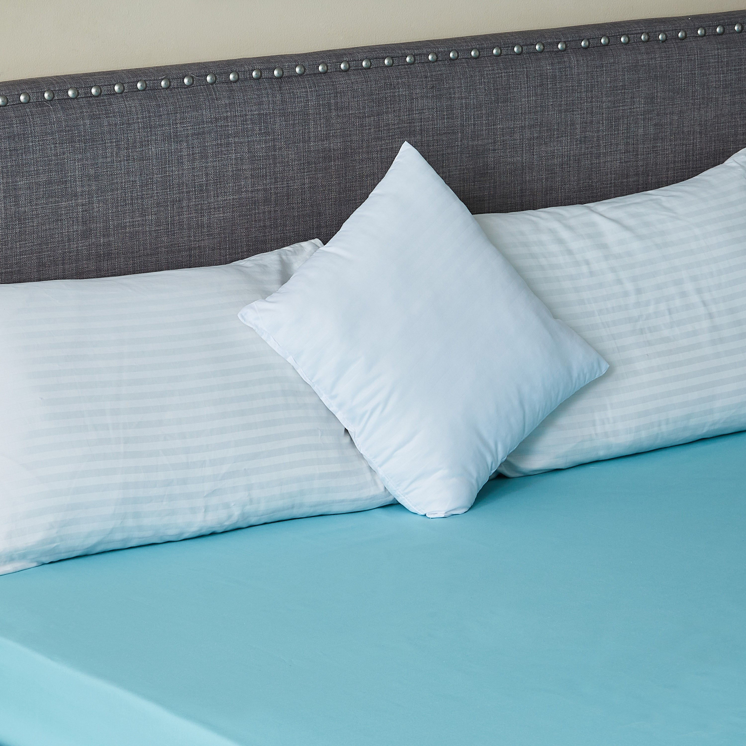 وسادة من إسنشيال- 45x45 سم-hbxlivingroom-furnishings-cushionsandcovers-filledcushions-image-3