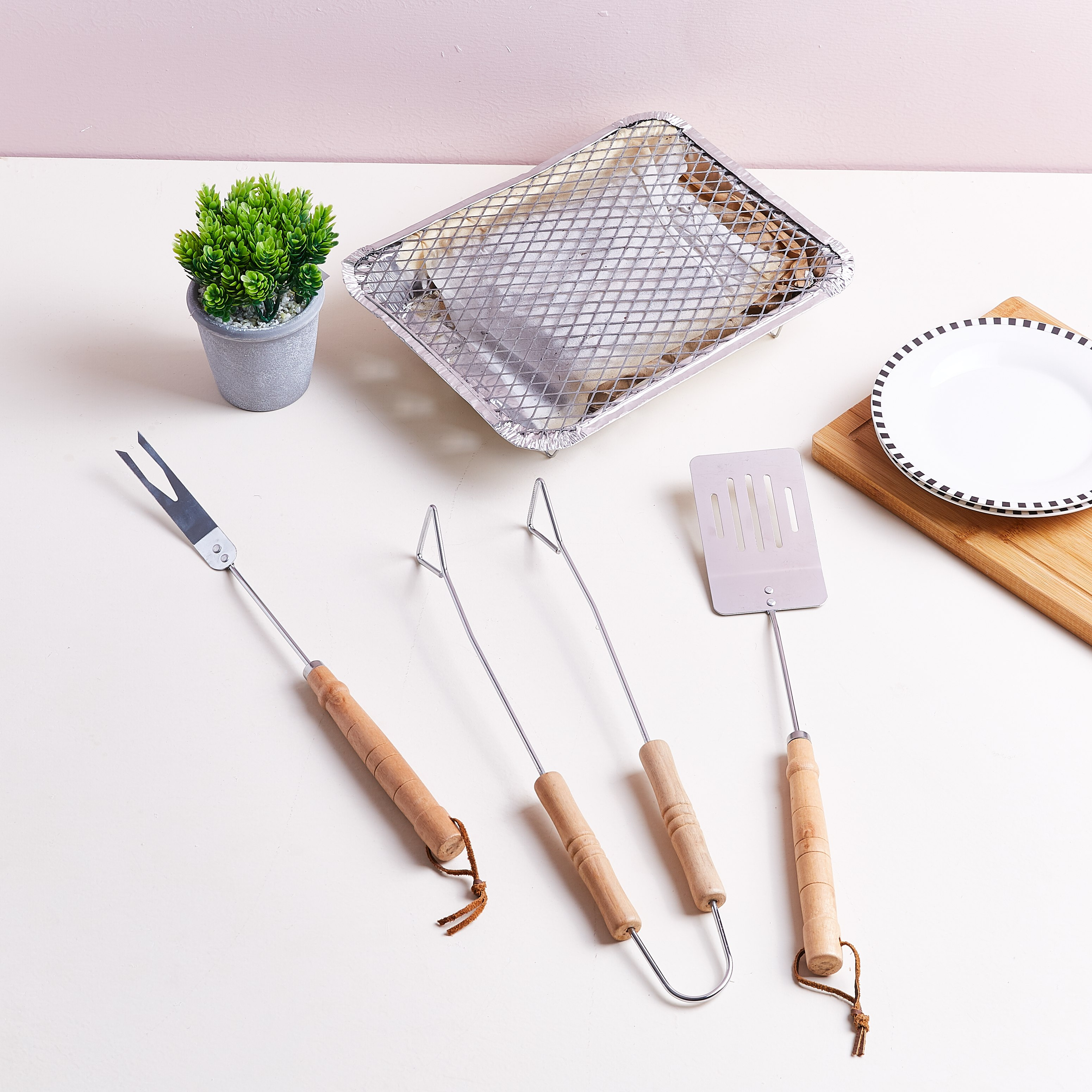 شواية كبيرة من فيري ديسبوزابل-hbxoutdoor-hbxoutdooraccessories-barbequeandgrills-image-3
