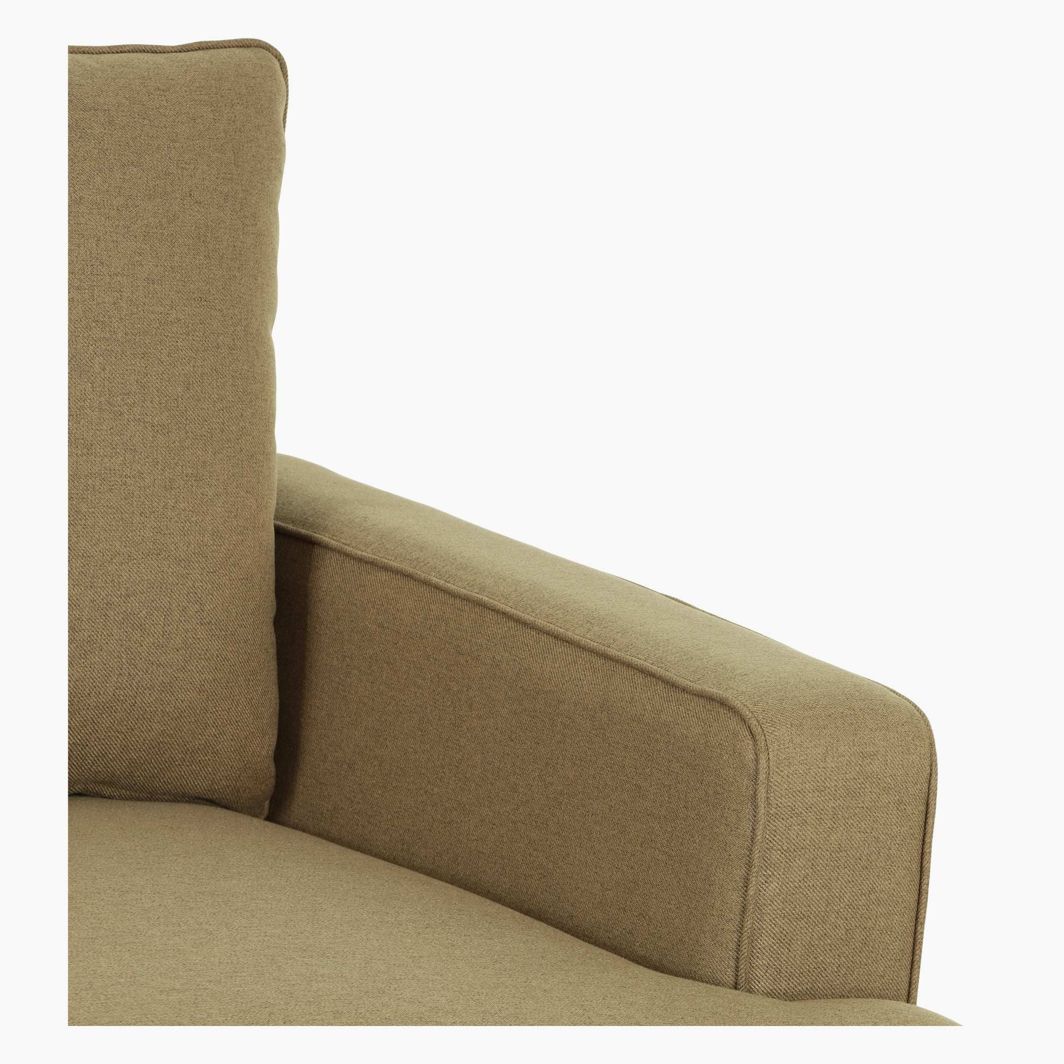 أريكة بثلاثة مقاعد وسبعة وسائد بتصميم حسب الطلب سيندي-hbxlivingroom-sofasandarmchairs-sofas-image-5