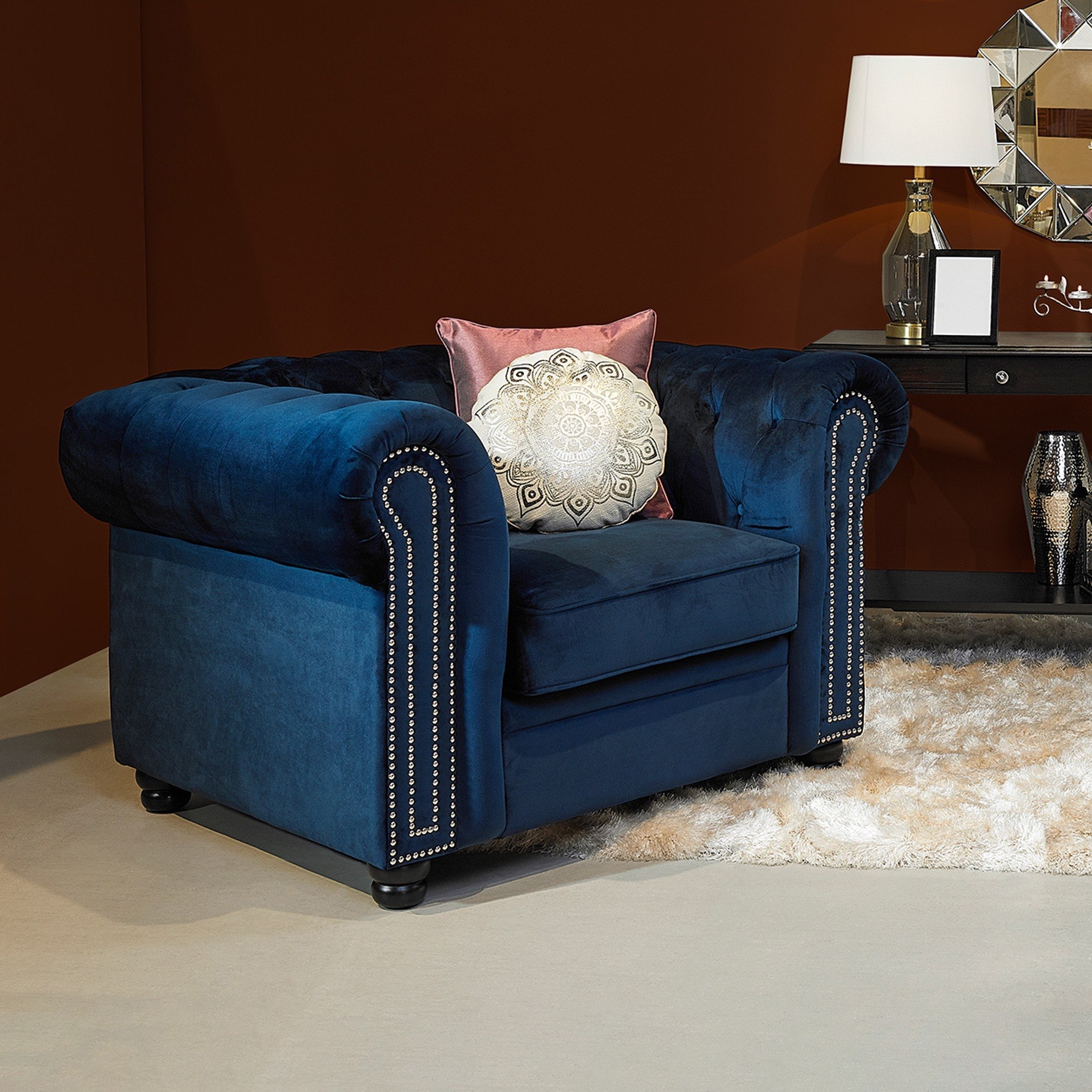 كنبة مرصّعة بمقعد واحد من كلايمونت-hbxlivingroom-sofasandarmchairs-sofas-image-1