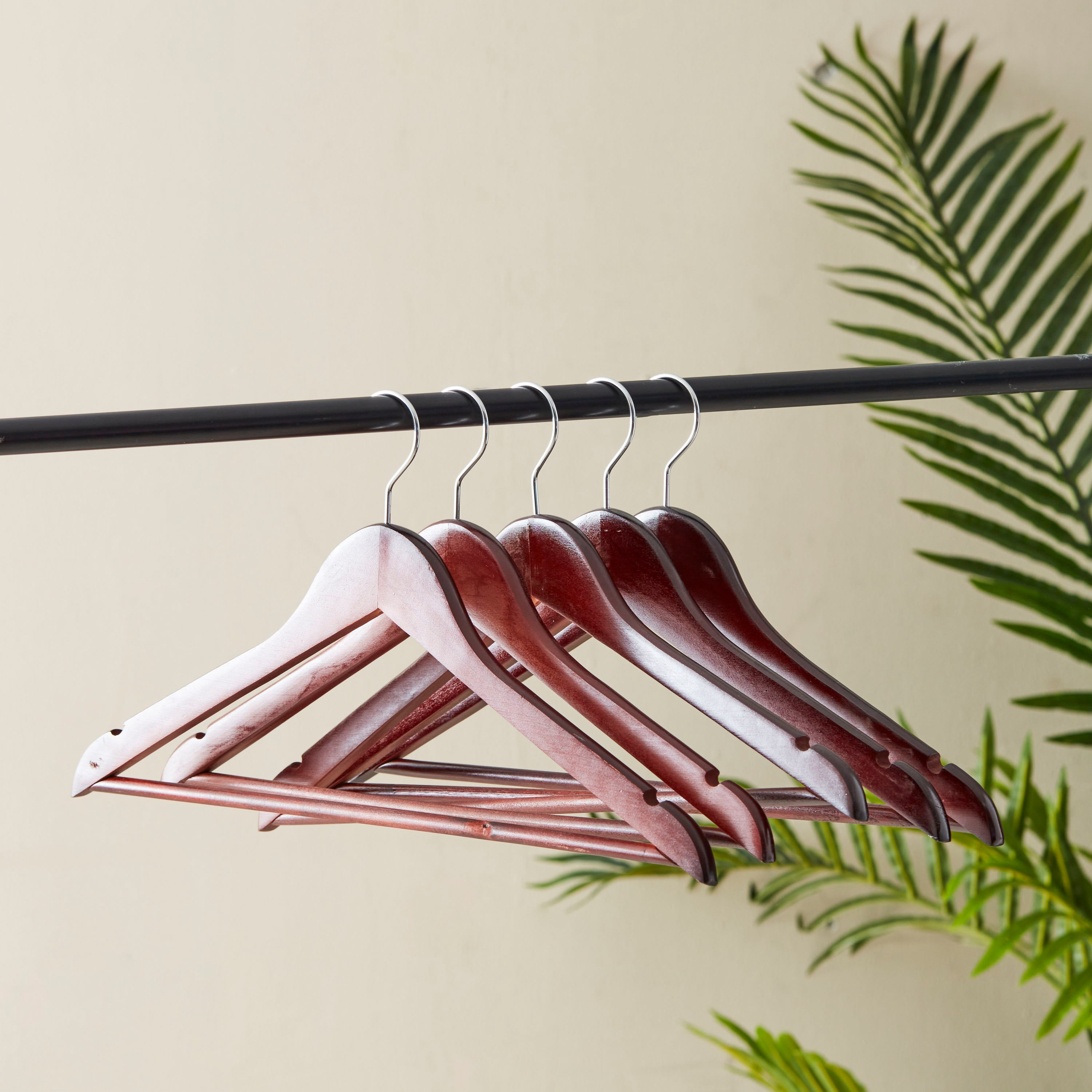 علّاقات ملابس من فورست - طقم من 5 قطع-hbxhomeware-bathandlaundry-clothesdryingracks-image-1