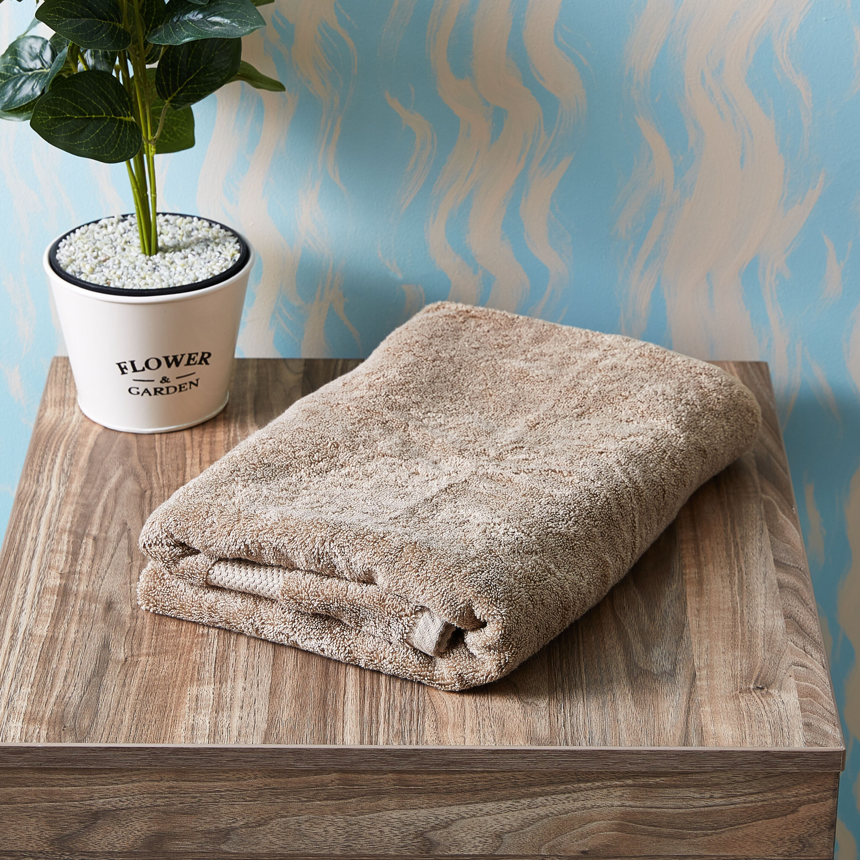 منشفة حمام كبيرة من إسينشيال - 90x150 سم-hbxbathroom-bathroomtextiles-image-1