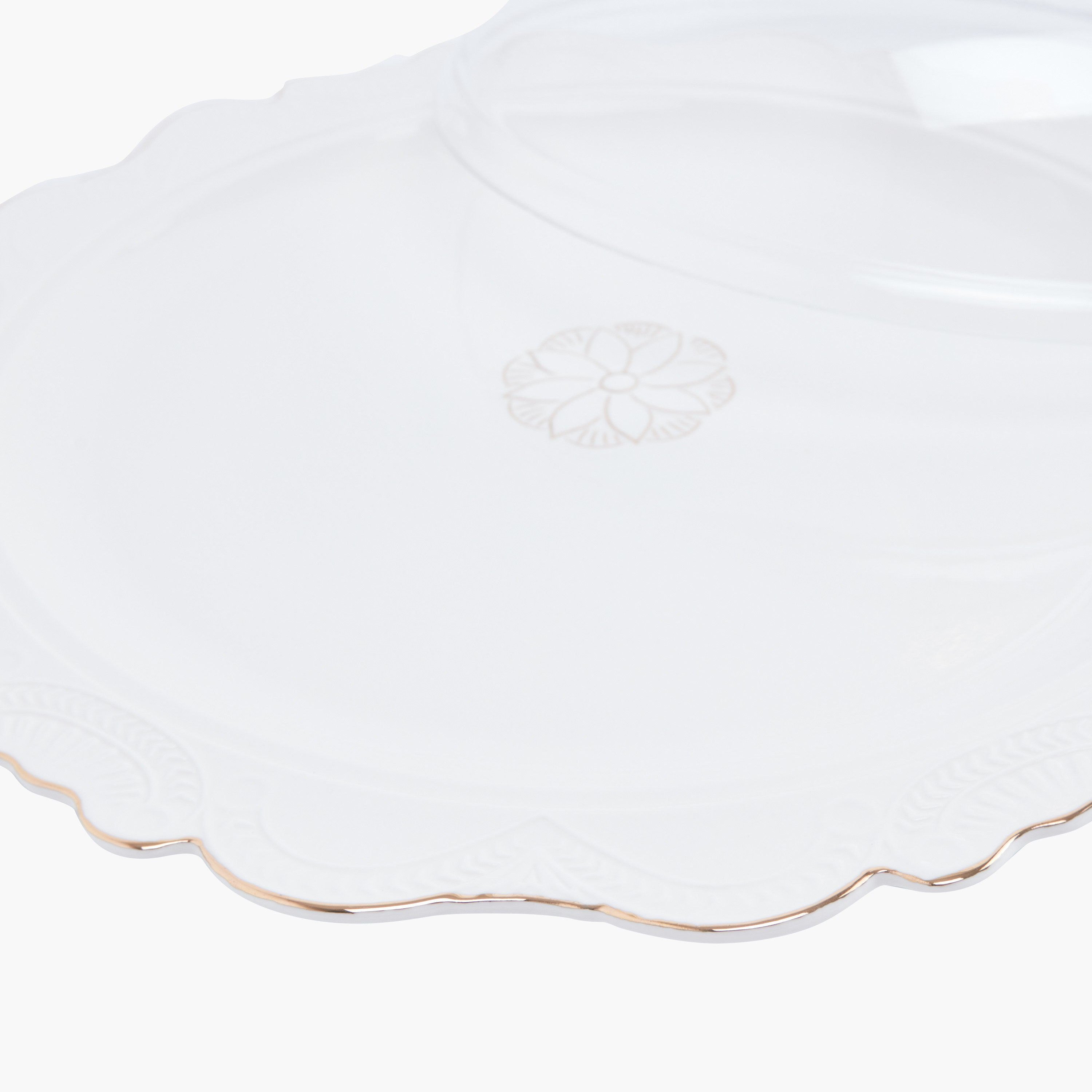 صحن كعك مستدير بغطاء من كوينز - 35 سم-hbxdecorandfurnishings-tabletop-serveware-image-2