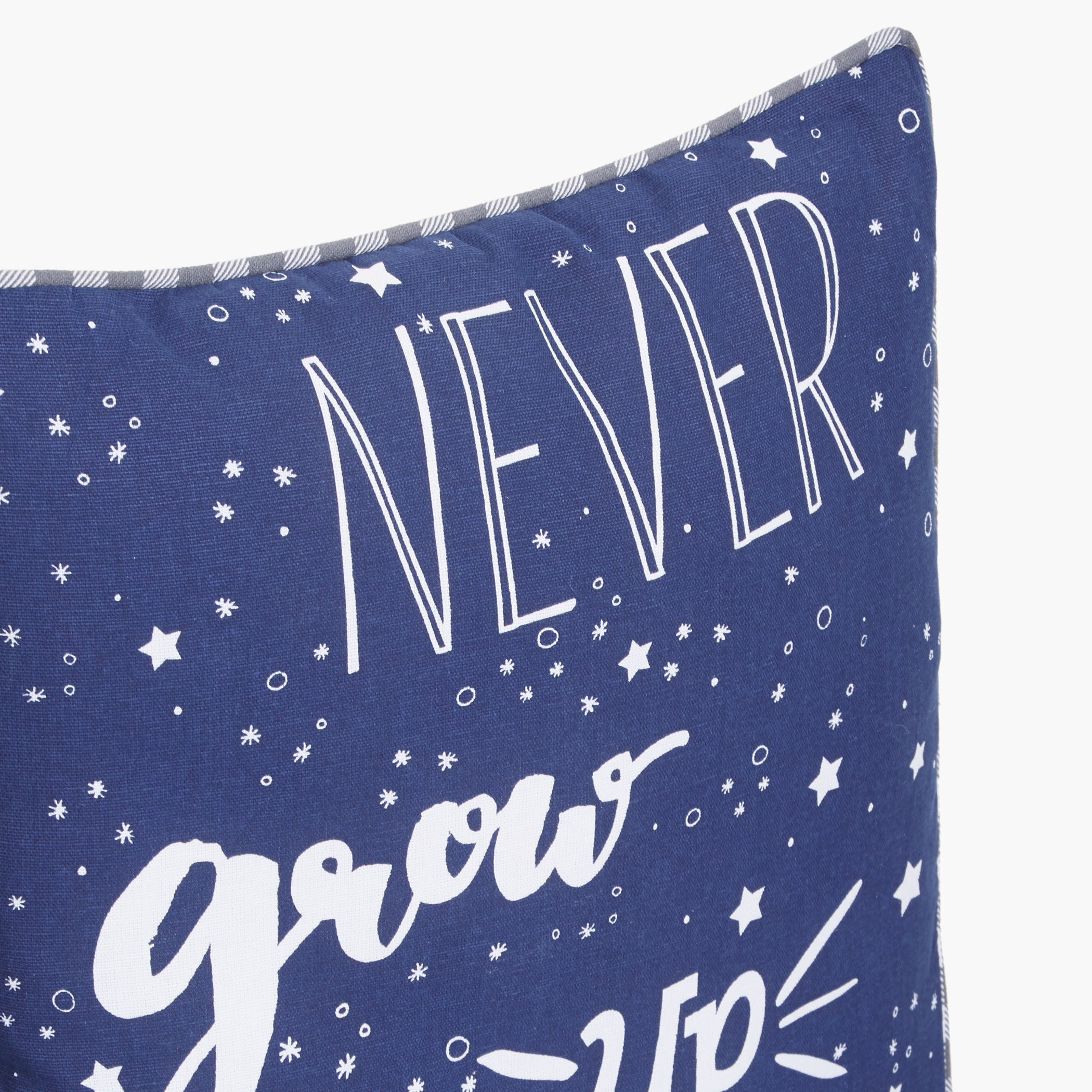 وسادة مربّعة بطبعات - 40x40 سم-hbxhomeware-hbxkidsandyouth-image-2