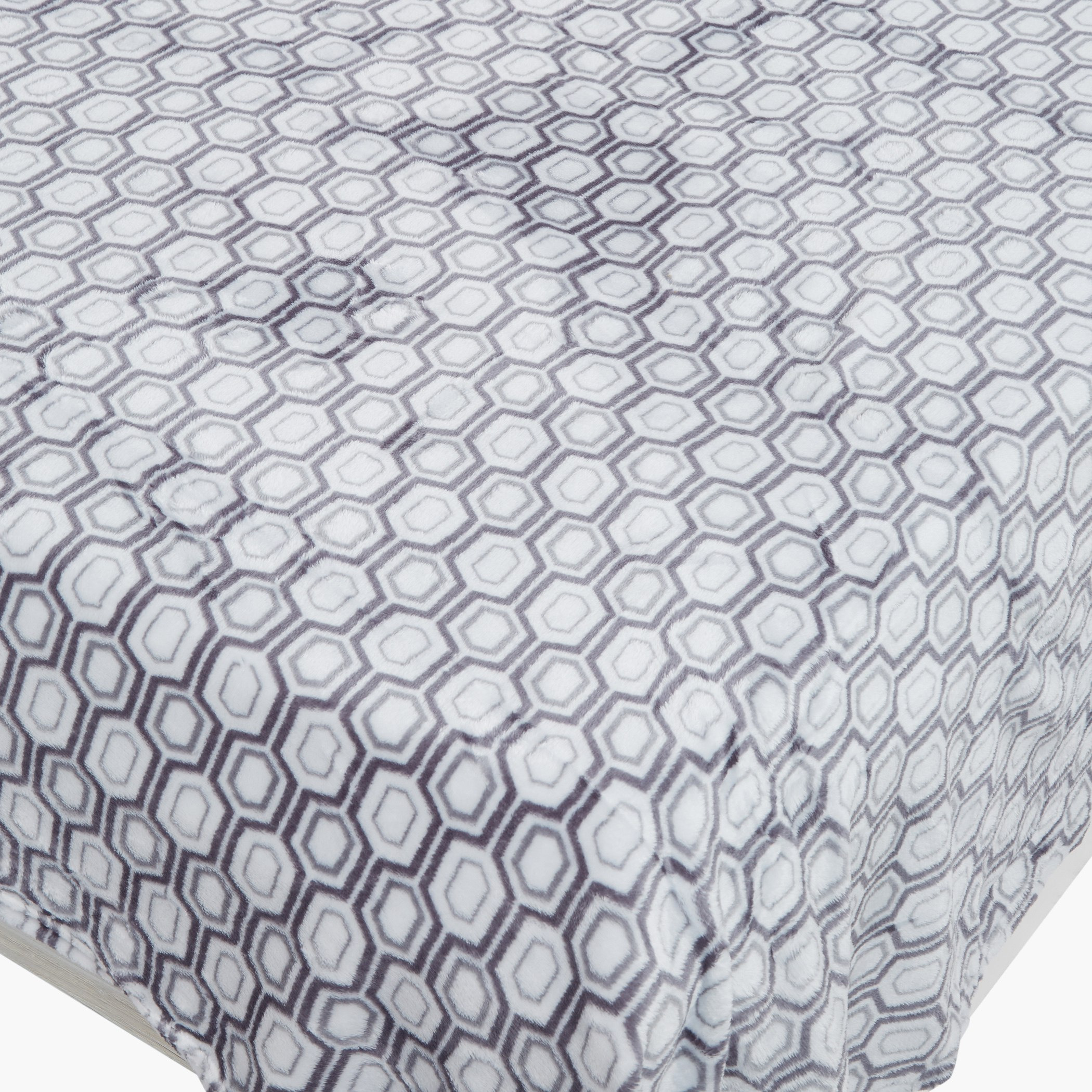بطانية مزدوجة بطبعات جافين - 150x220 سم-hbxhomeware-hbxbedroom-image-2