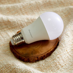 Oshtraco Lightmaker 12 Watt E27 Warm LED Bulb