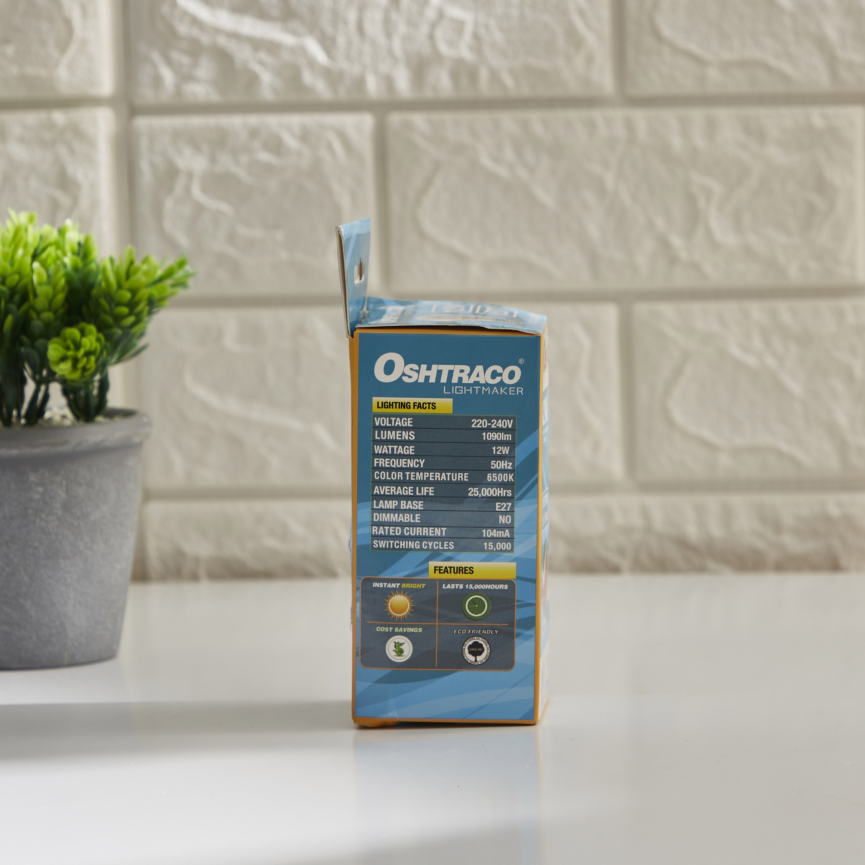 Oshtraco Lightmaker 12 Watt Day Light E27 LED Bulb-PROMO_HB_AE_B1G1_250925-image-2