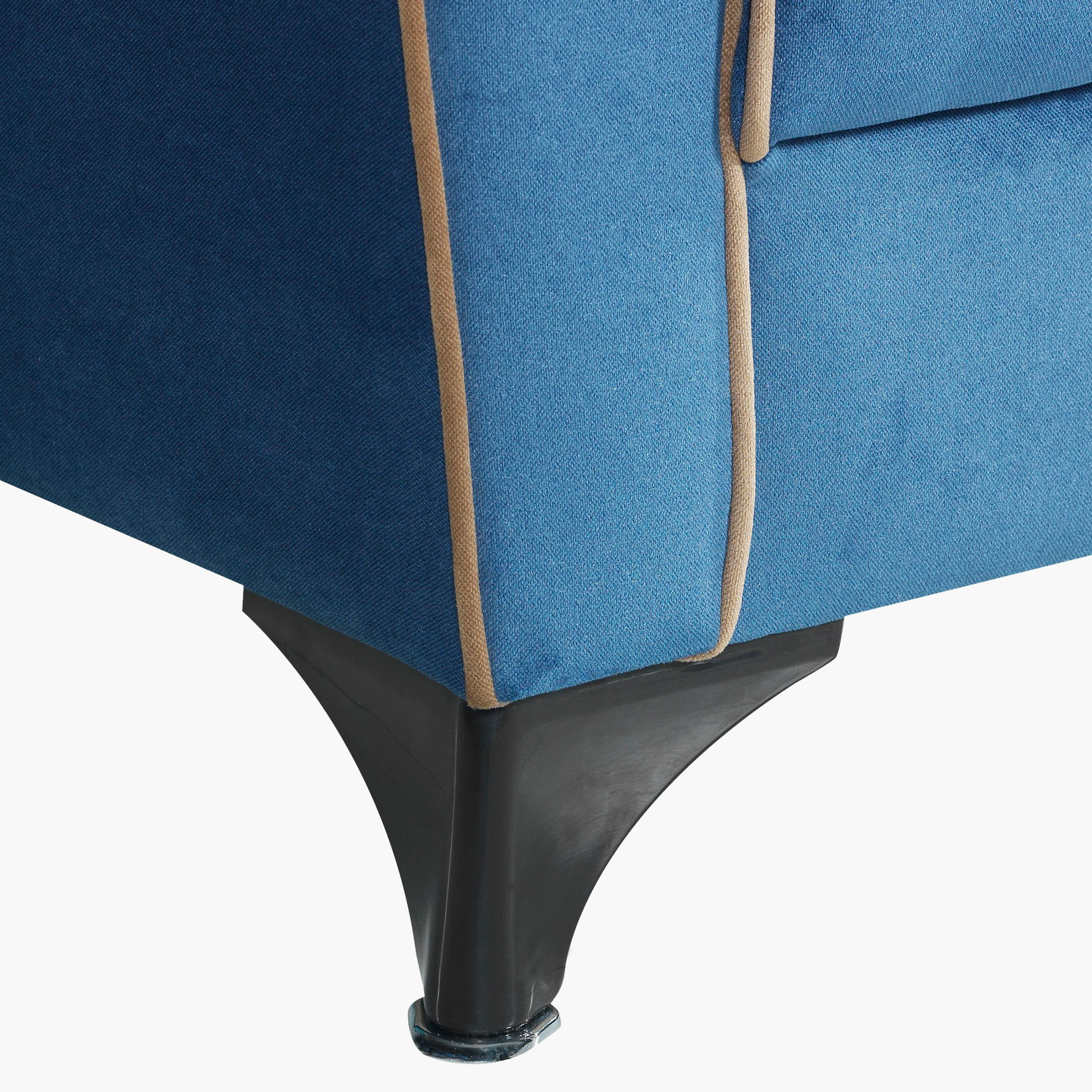 كرسي بمسند ذراعين مع وسادة من مون لايت-hbxlivingroom-sofasandarmchairs-sofas-image-6