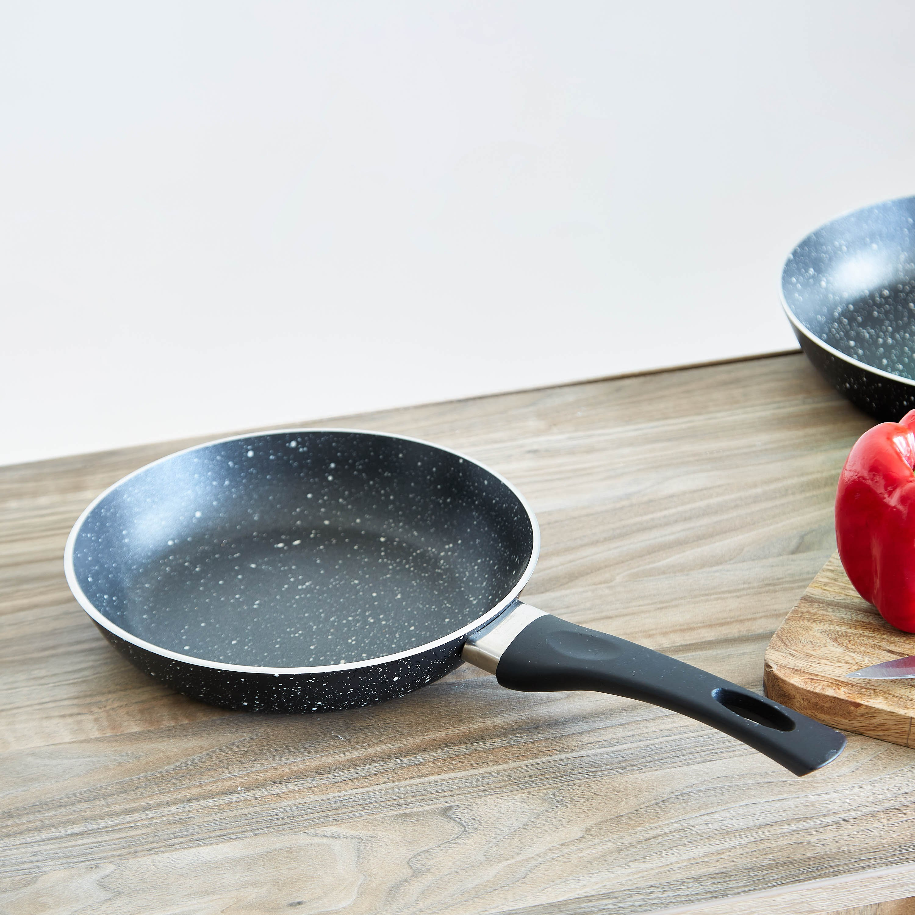 مقلاة من أونيكس - 20 سم-hbxkitchen-kitchenware-foodpreparation-image-1