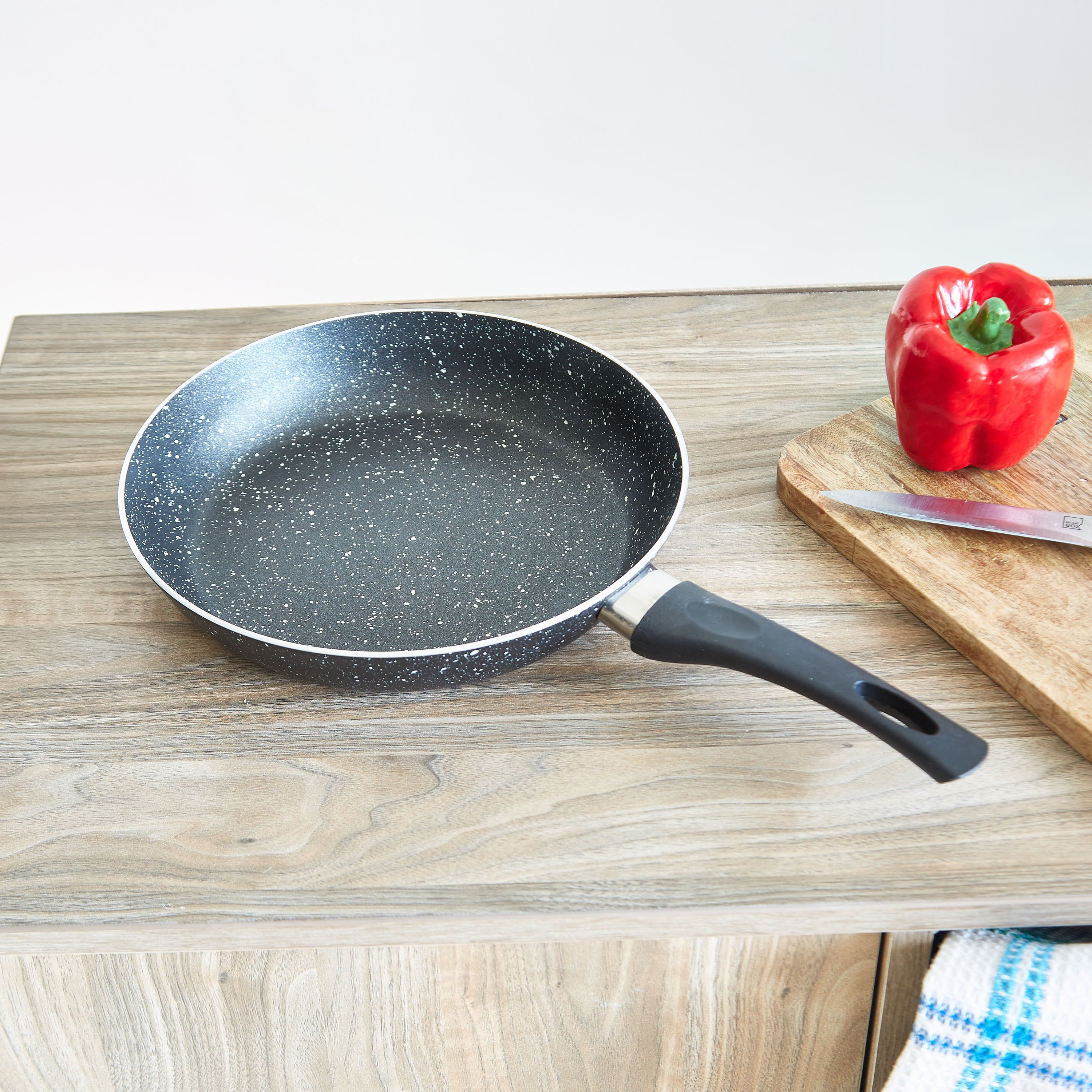 مقلاة من أونيكس - 24 سم-hbxkitchen-kitchenware-foodpreparation-image-1