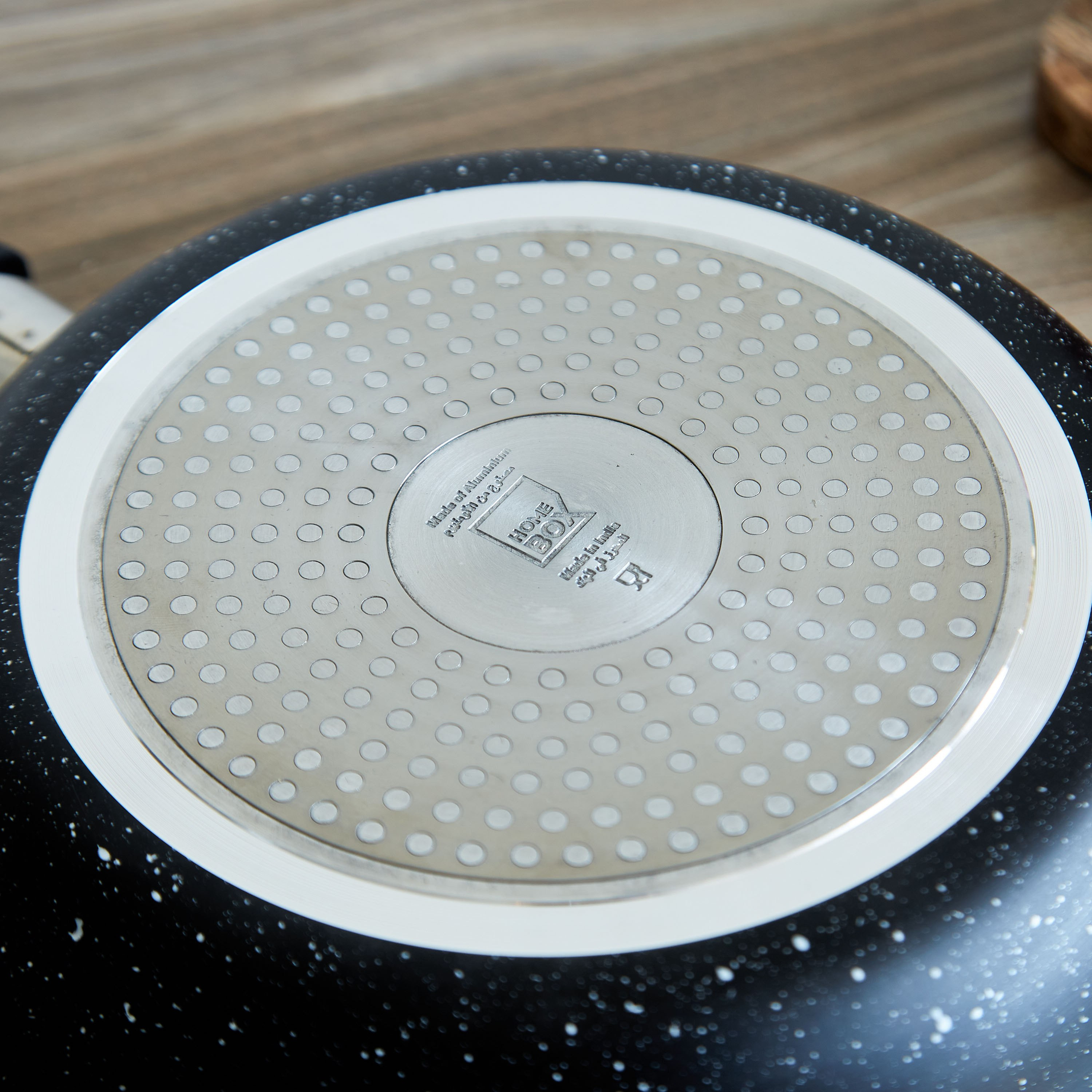 مقلاة من أونيكس - 24 سم-hbxkitchen-kitchenware-foodpreparation-image-3
