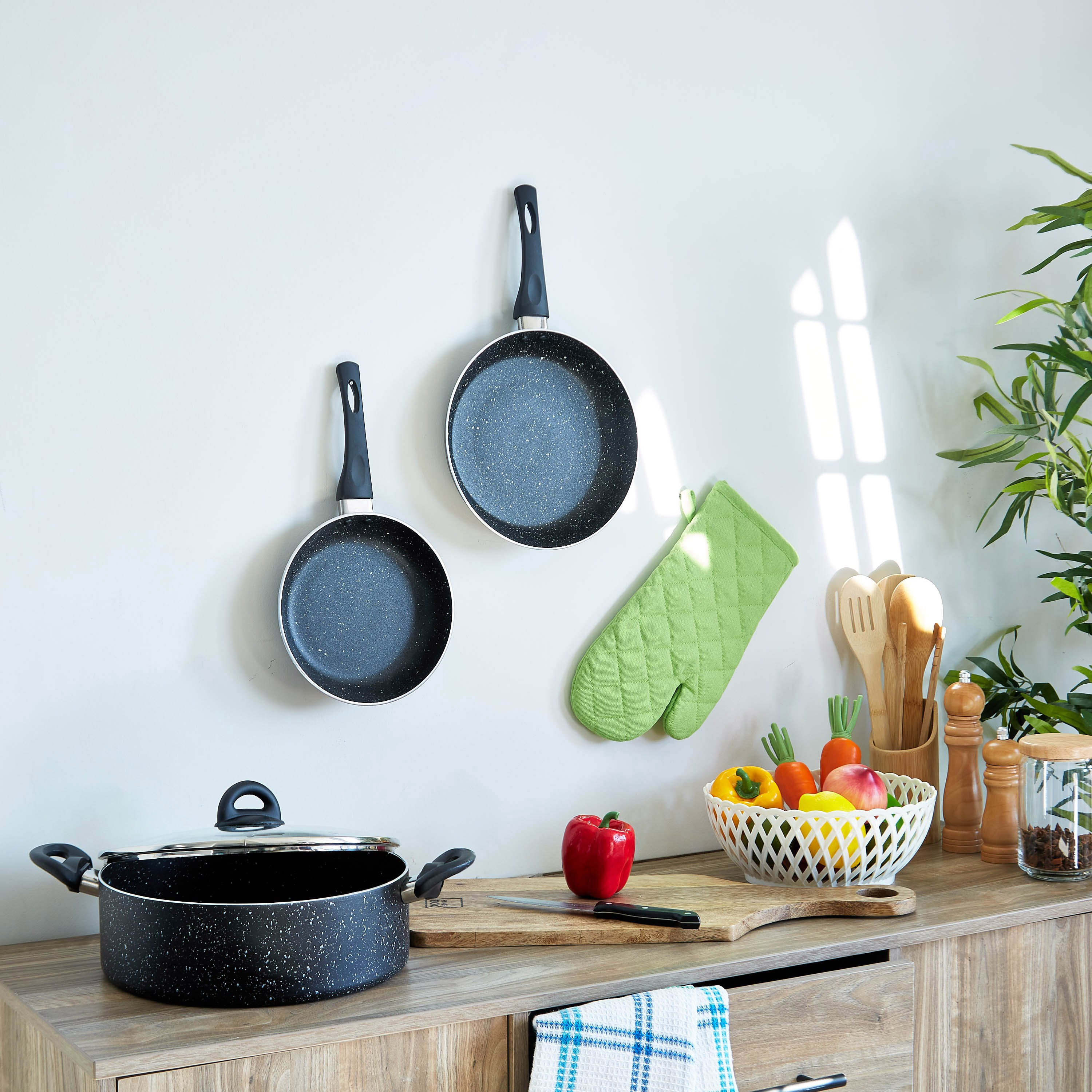 مقلاة من أونيكس - 24 سم-hbxkitchen-kitchenware-foodpreparation-image-4