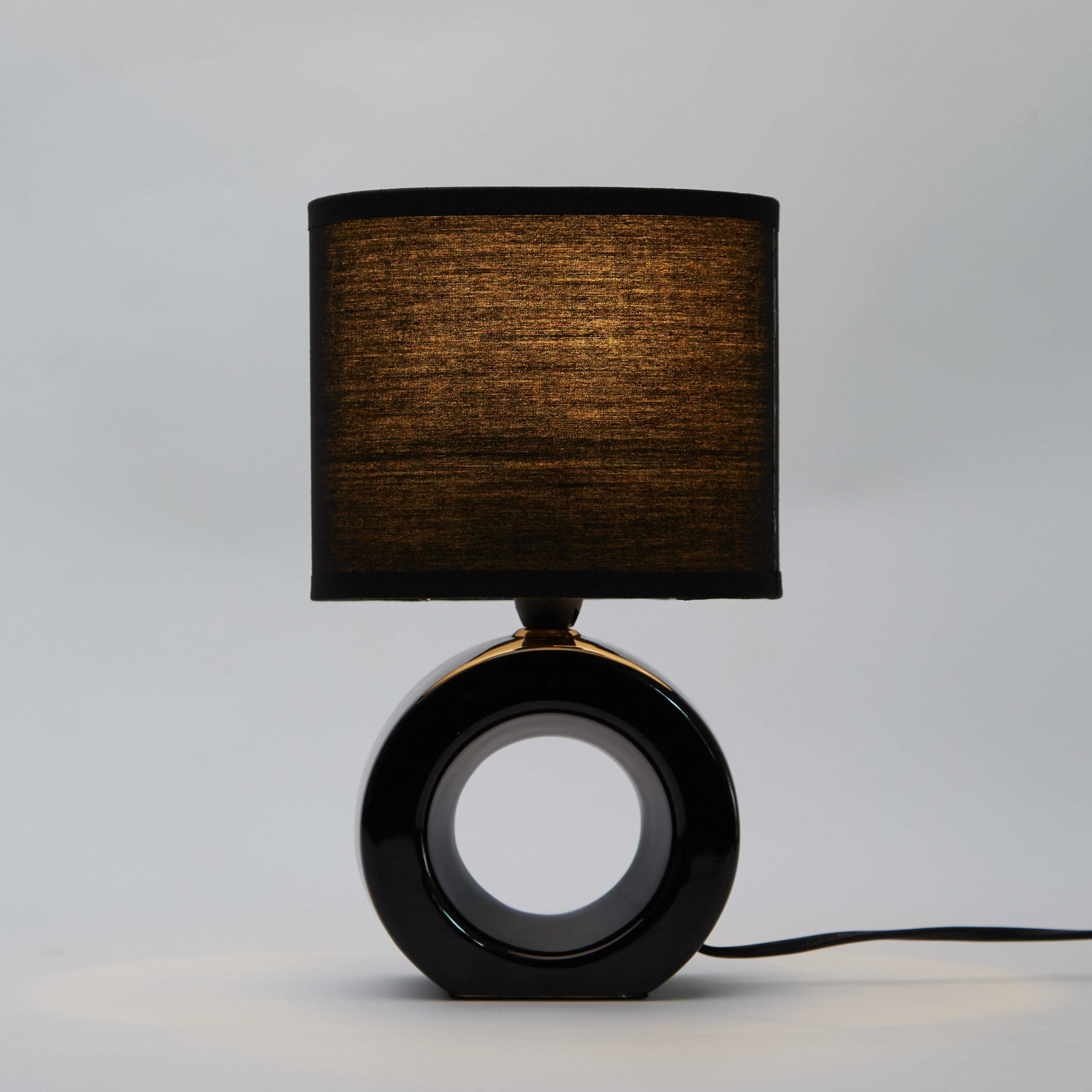 Beta Round Electrical Table Lamp-hbxlivingroom-lighting-tablelamps-image-4