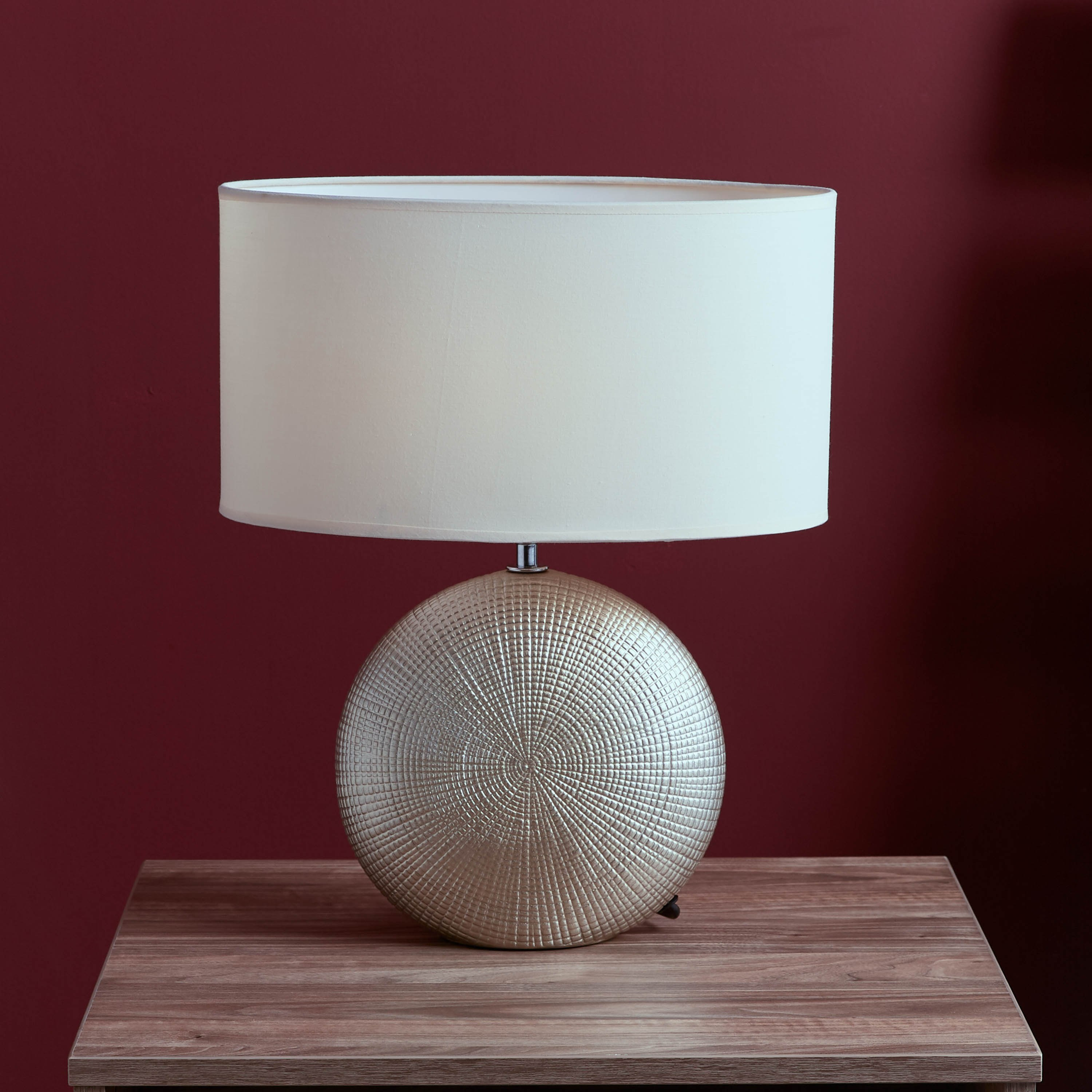 مصباح طاولة كهربائي مستدير بارز الملمس من أليشيا - 32x18x41 سم-hbxlivingroom-lighting-tablelamps-image-2