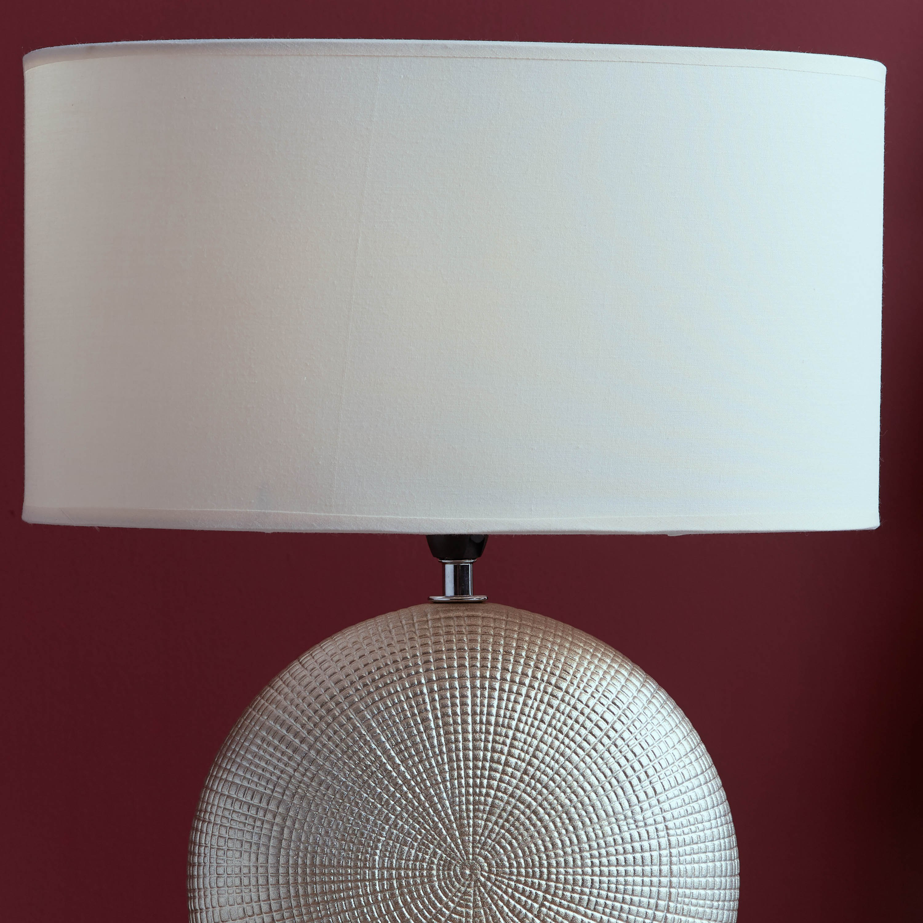 مصباح طاولة كهربائي مستدير بارز الملمس من أليشيا - 32x18x41 سم-hbxlivingroom-lighting-tablelamps-image-3
