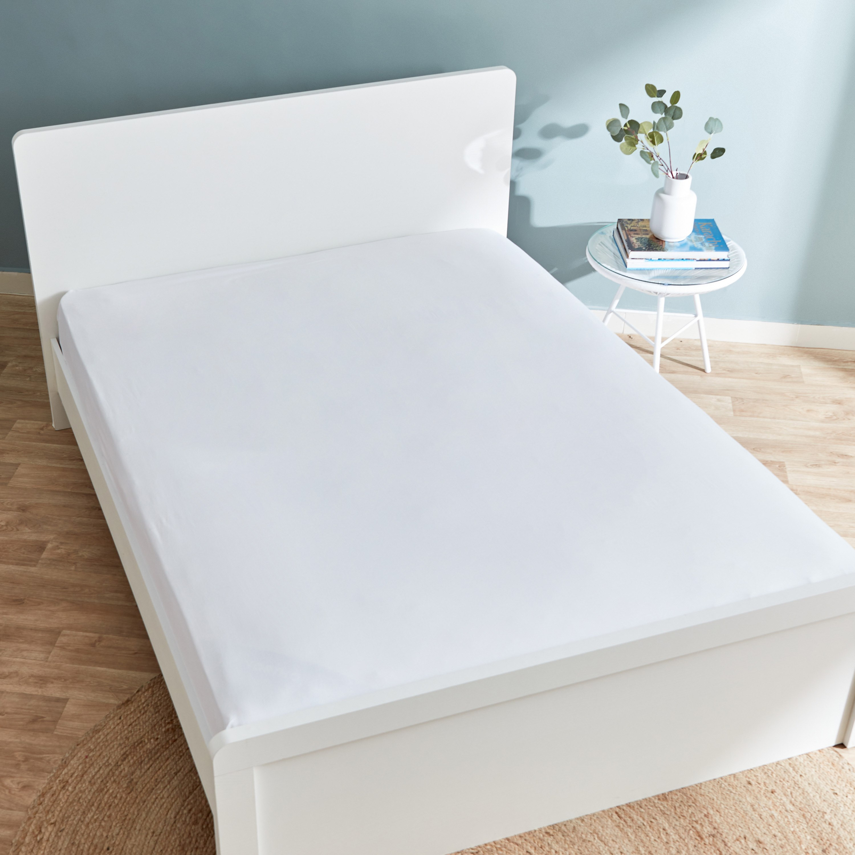 Essential Super King Cotton Fitted Sheet - 200x200+25 cm-hbxhomeware-bedding-fittedsheets-image-5