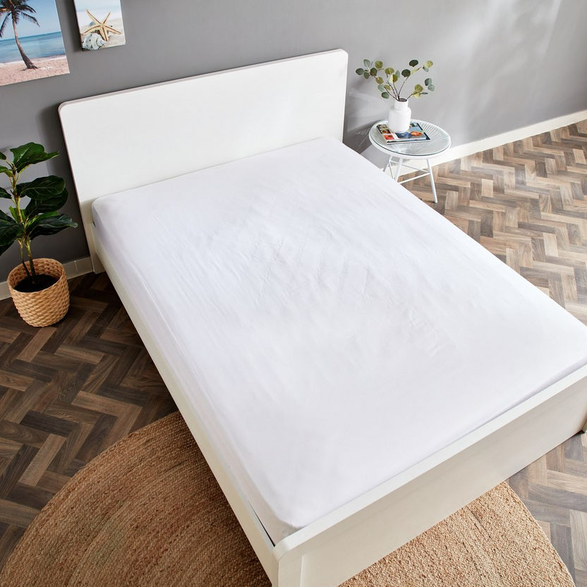 Essential King Flat Sheet - 240x260 cm-Sheets and Pillow Covers-image-3