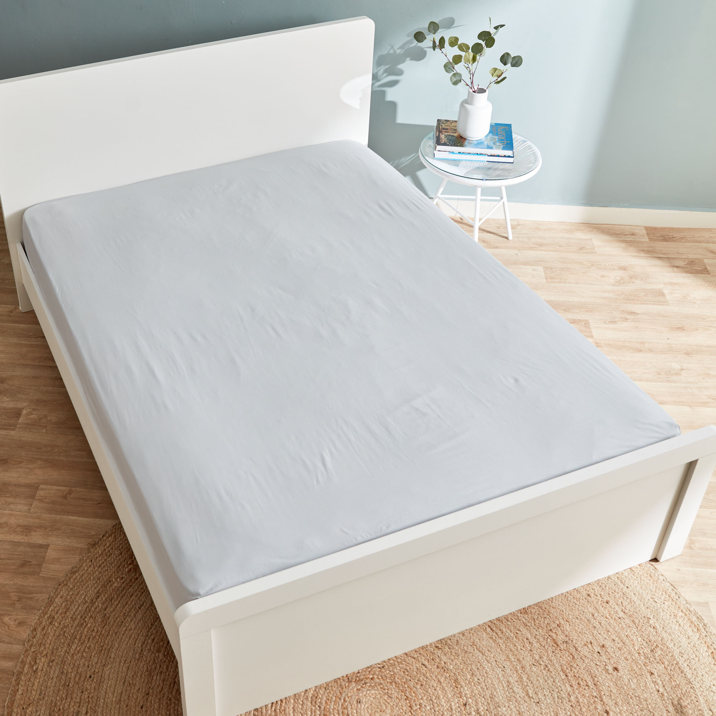 Essential Cotton Queen Fitted Sheet - 150x200+25 cm-hbxhomeware-hbxbedroom-image-3