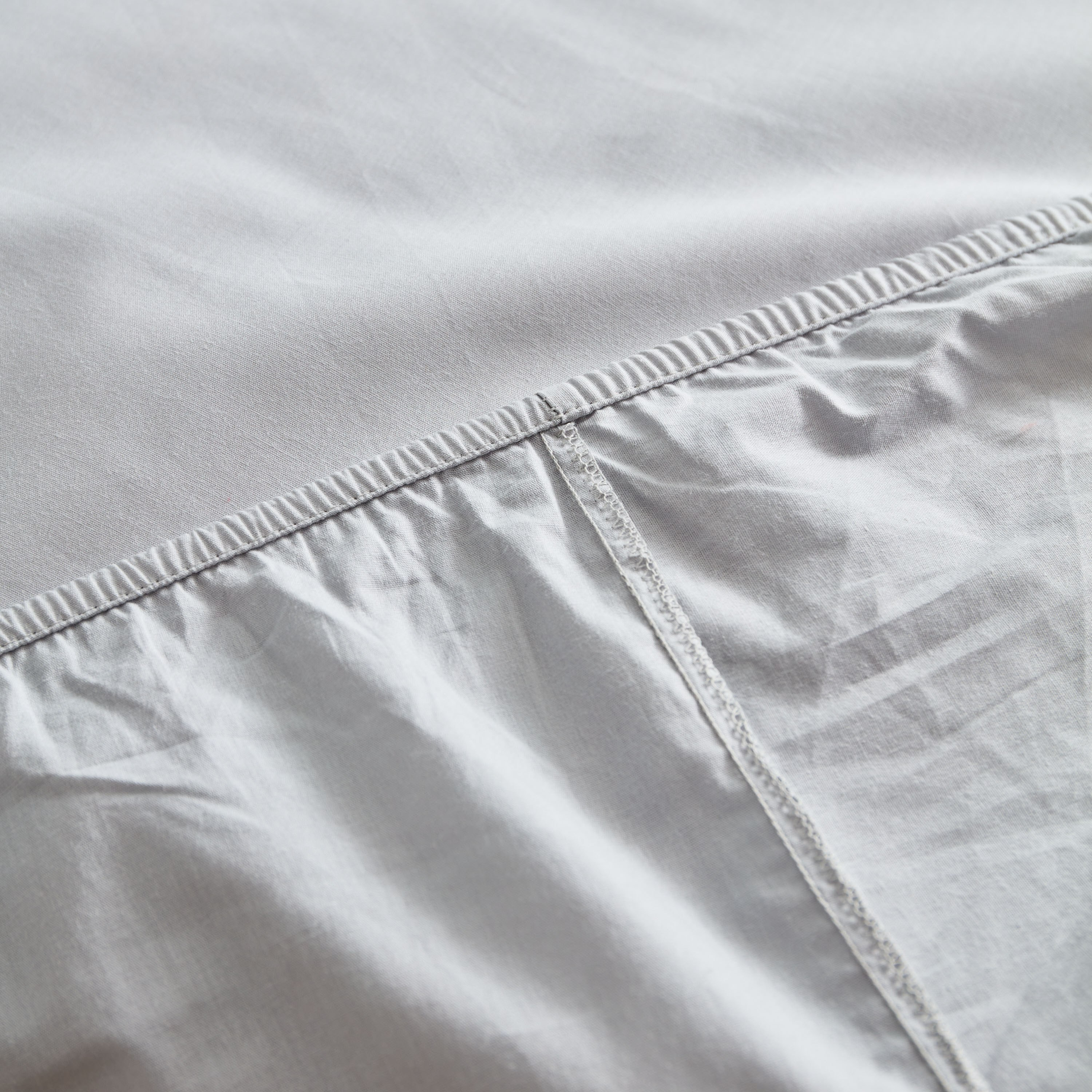 Essential Cotton Queen Fitted Sheet - 150x200+25 cm-hbxhomeware-hbxbedroom-image-6
