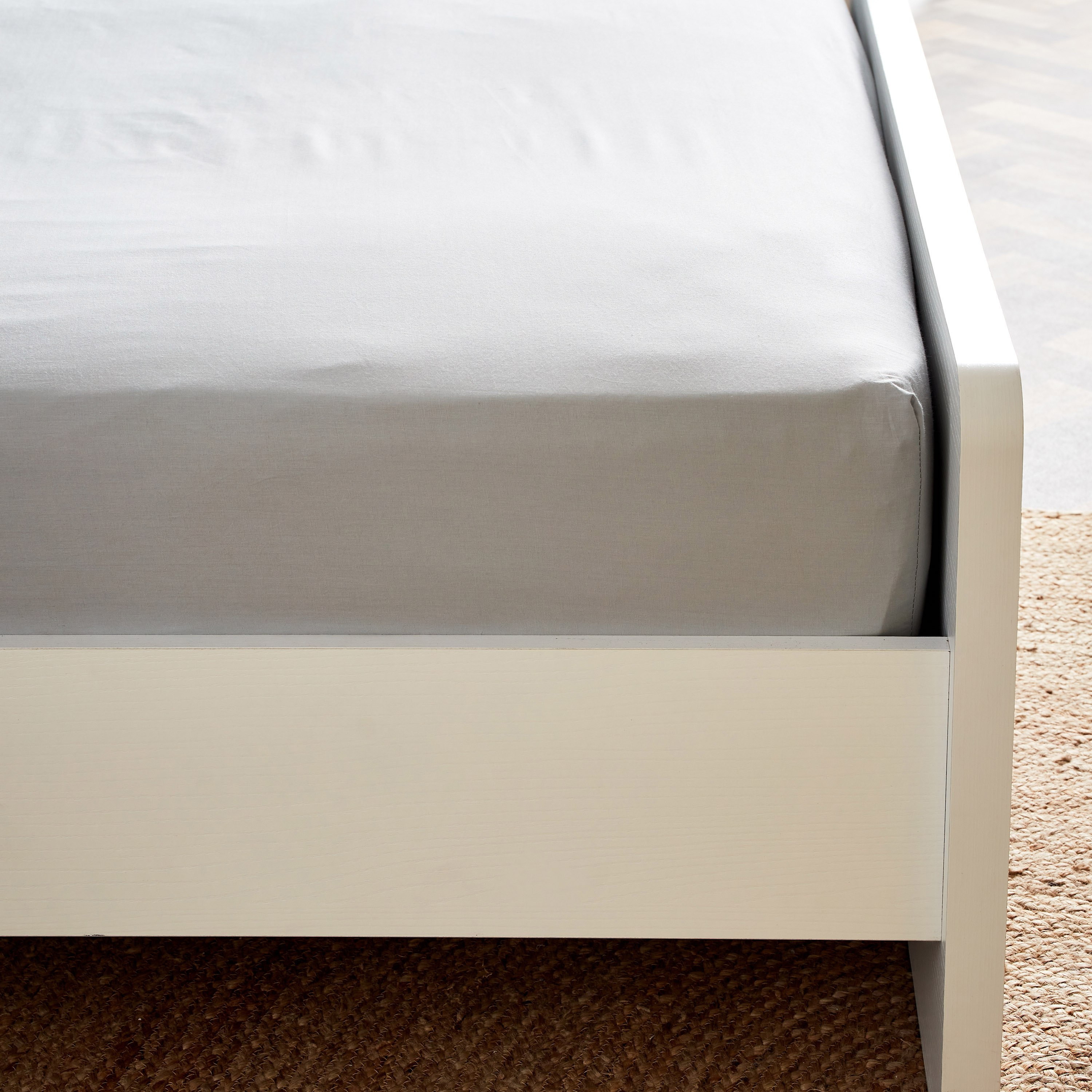 Essential Super King Cotton Fitted Sheet - 200x200+25 cm-hbxhomeware-hbxbedroom-image-4