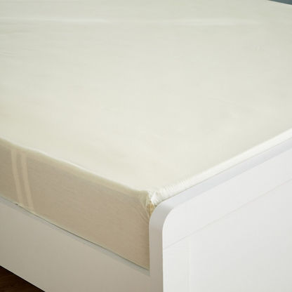 Essential Super King Fitted Sheet - 200x200+25 cm
