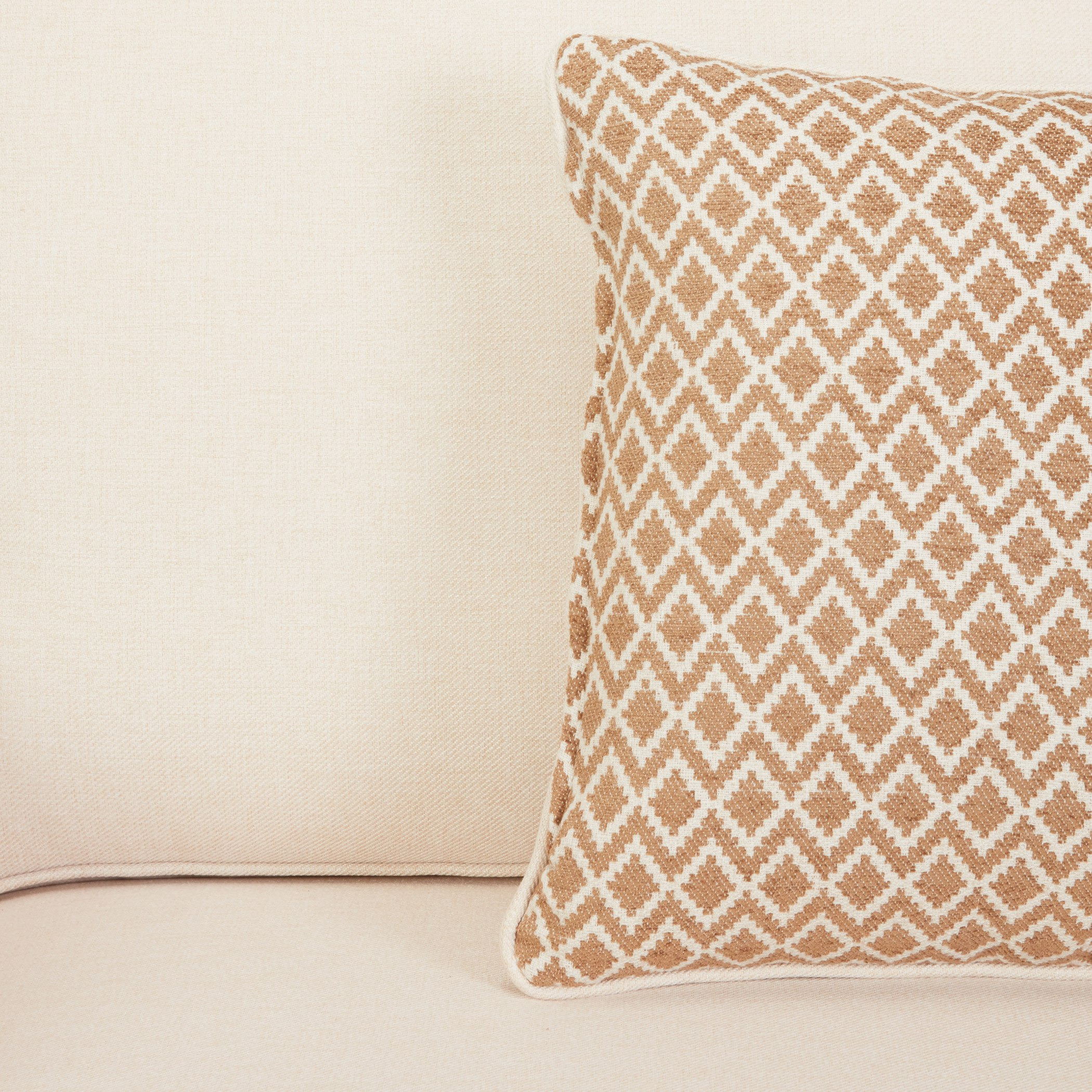 طقم كنب 6 مقاعد مع وسائد منفصلة أشلي-hbxlivingroom-sofasandarmchairs-sofas-image-11