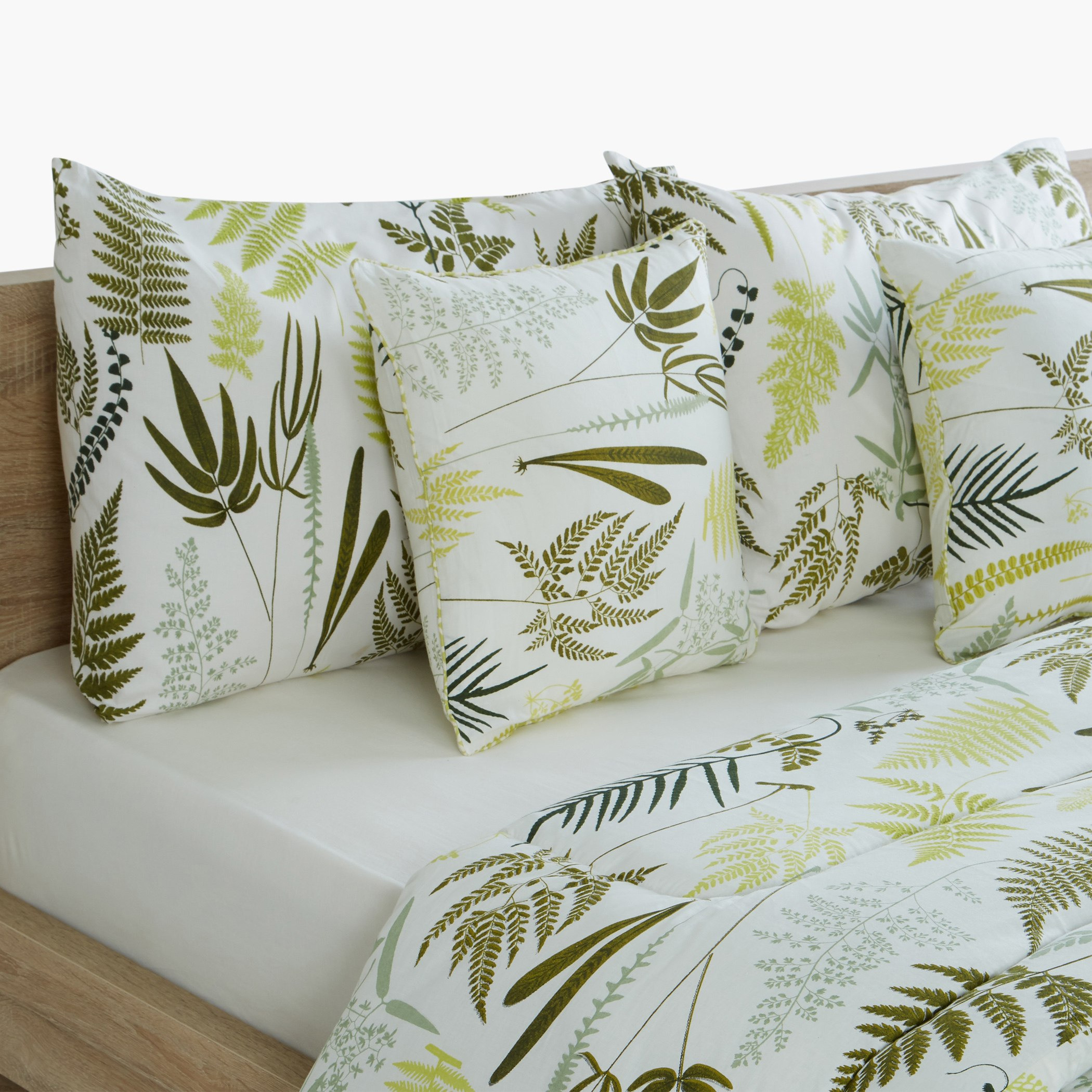 طقم لحاف سوبر كينج 5 قطع بطبعات من فيرن - 240x240 سم-hbxhomeware-hbxdecorandfurnishings-image-3
