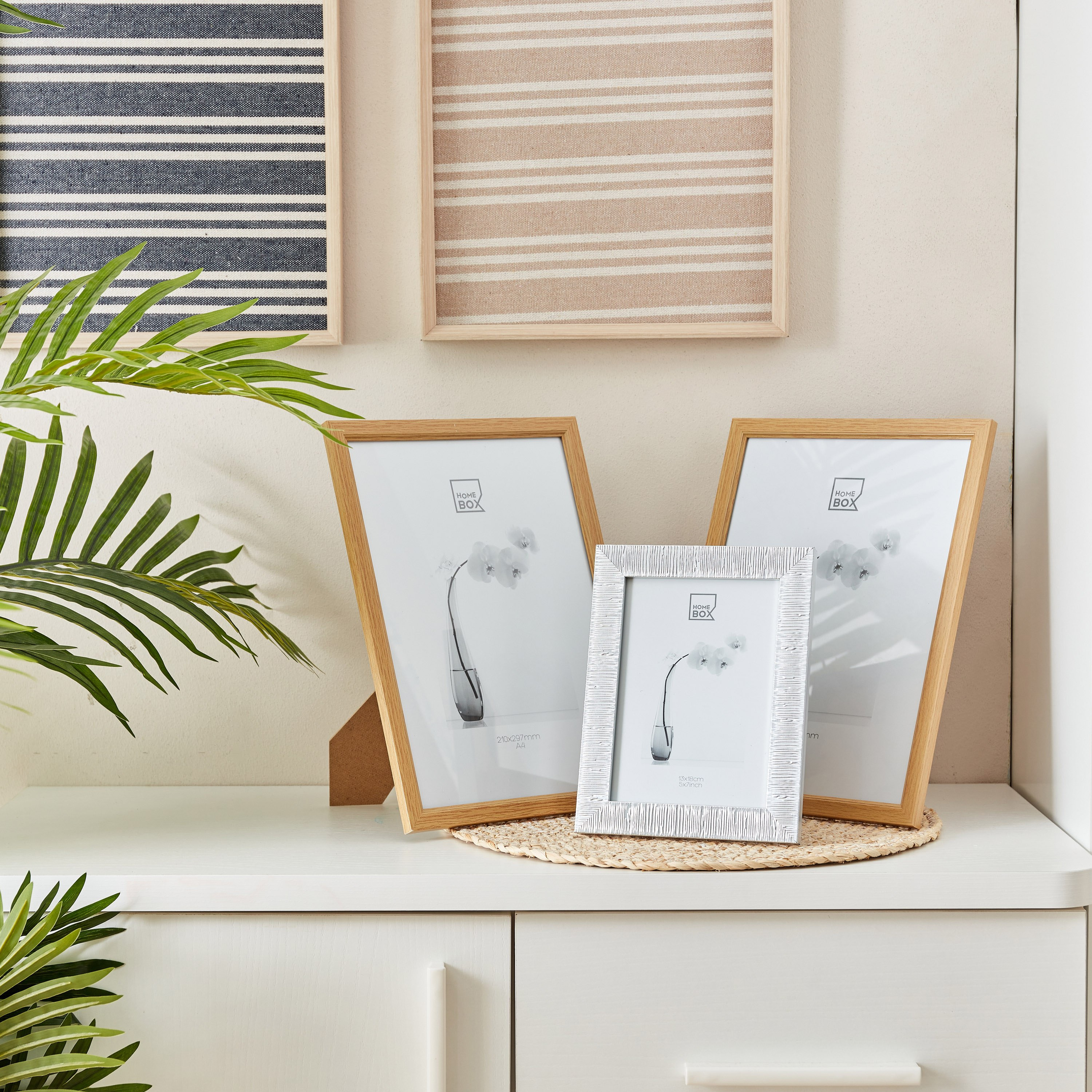 Waterford Textured Photo Frame - 13x1x18 cm-hbxkidsandyouth-walldecor-photoframes-image-4