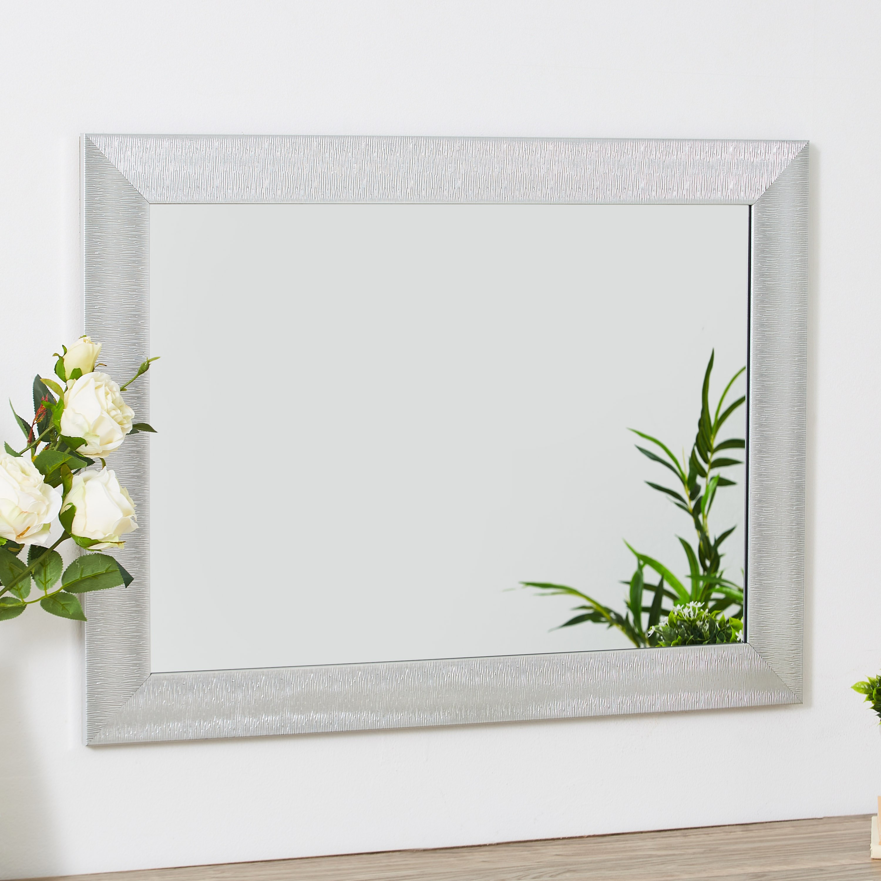مرآة حائط بارزة الملمس من واترفورد - 76x56 سم-PROMO_HB_AE_B1G1_250925-image-1