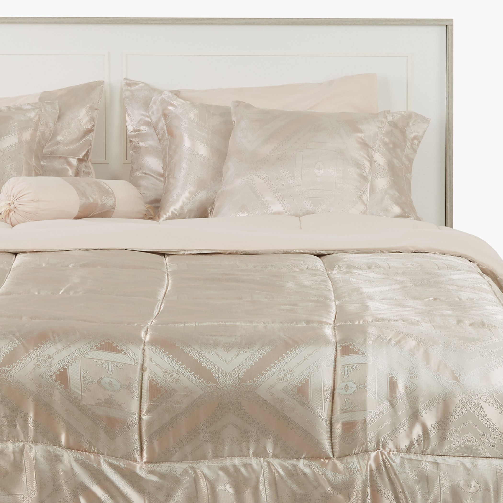 طقم لحاف كينج 9 قطع من جاكارد هوبارد - 240x220 سم-hbxhomeware-hbxdecorandfurnishings-image-1