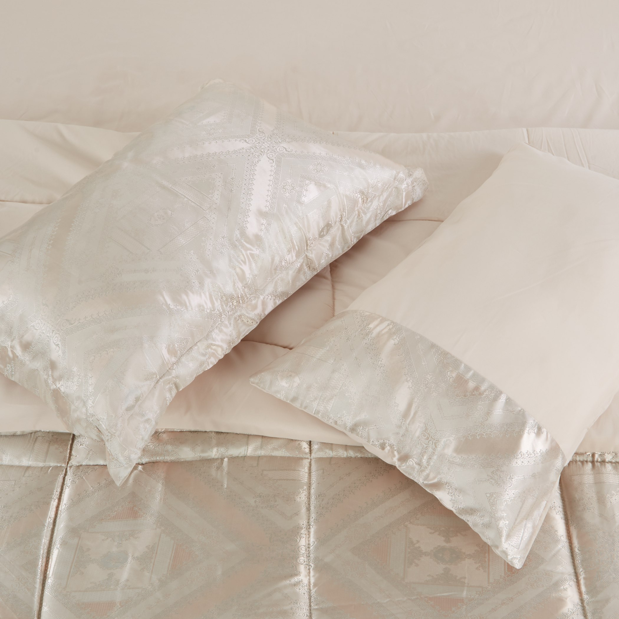 طقم لحاف كينج 9 قطع من جاكارد هوبارد - 240x220 سم-hbxhomeware-hbxdecorandfurnishings-image-4