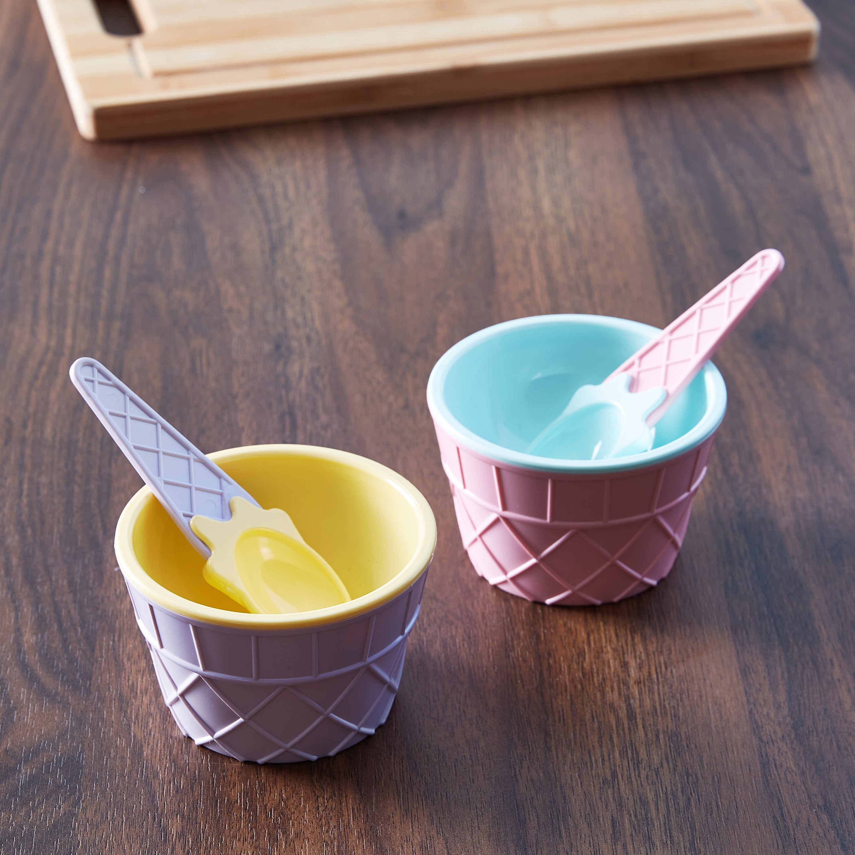 طقم فناجين آيس كريم من كارنفال - 4 قطع-hbxhomeware-hbxkidsandyouth-image-1