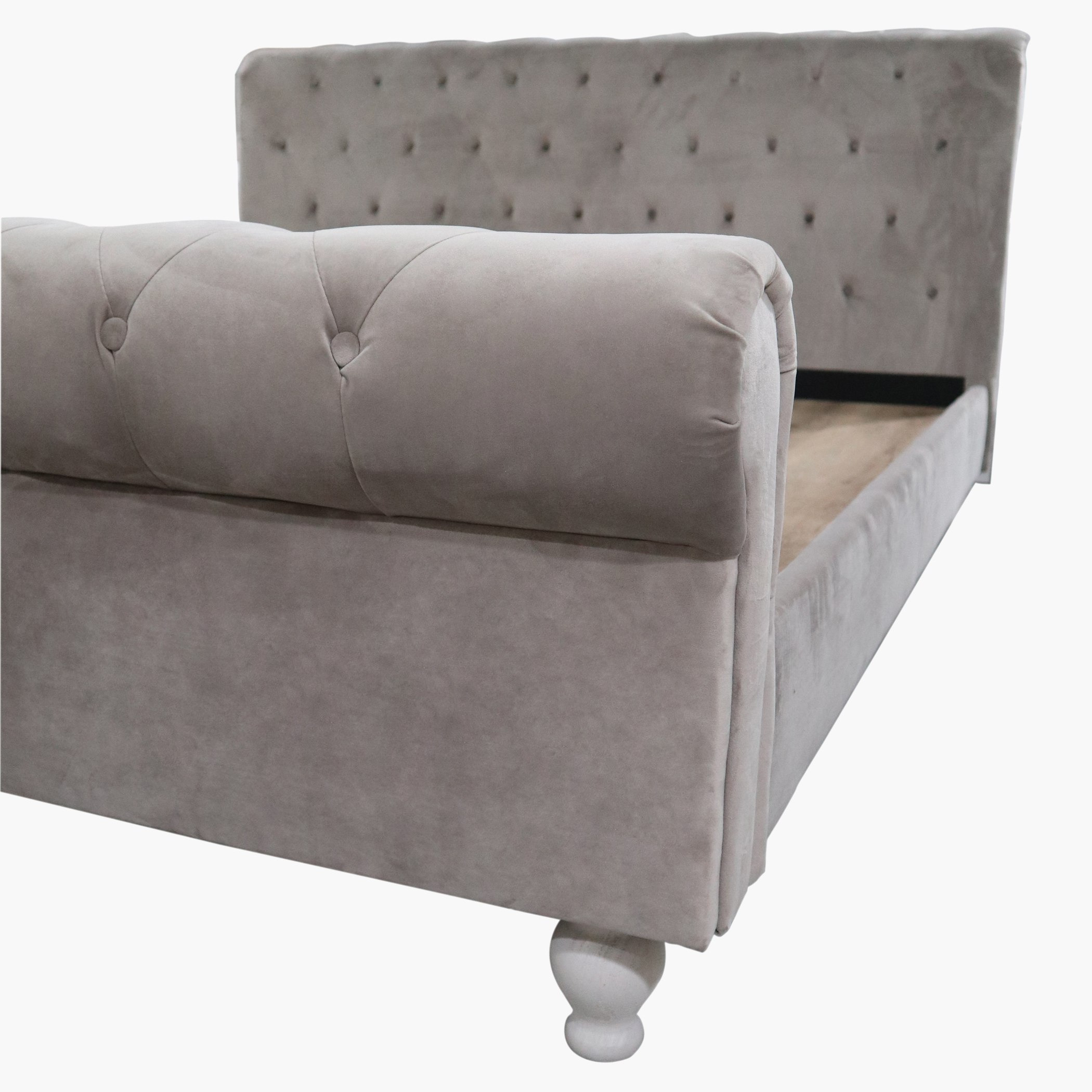 طقم غرفة نوم كينج 6 قطع من كلاسي - 180x200 سم-hbxbedroom-bedsandbedsets-bedroomsets-king-image-7