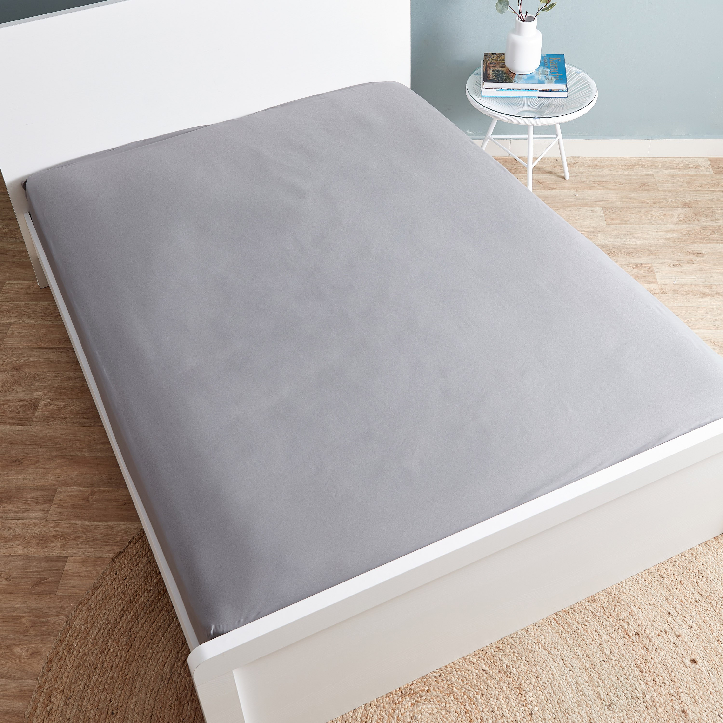 Essential Super King Cotton Fitted Sheet - 200x200+25 cm-hbxhomeware-hbxbedroom-image-3