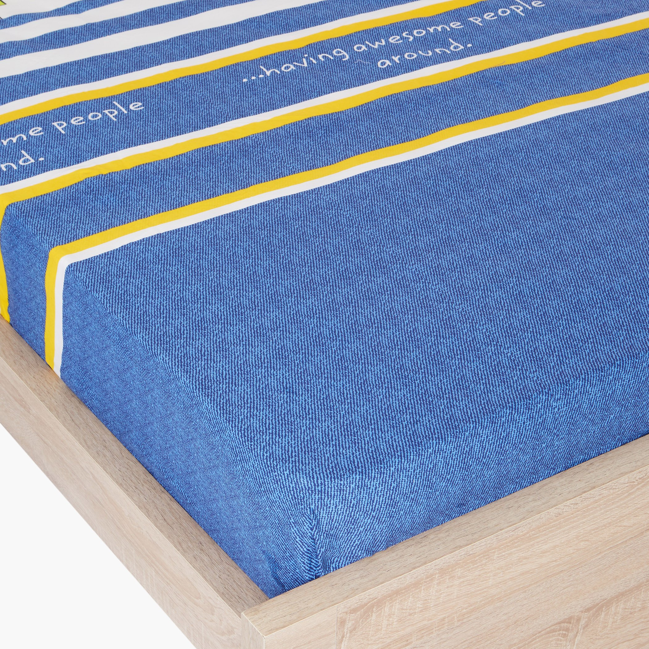 شرشف مطّاطي مزدوج بطبعات هابينس - 120x200 سم-hbxhomeware-bedding-fittedsheets-image-1