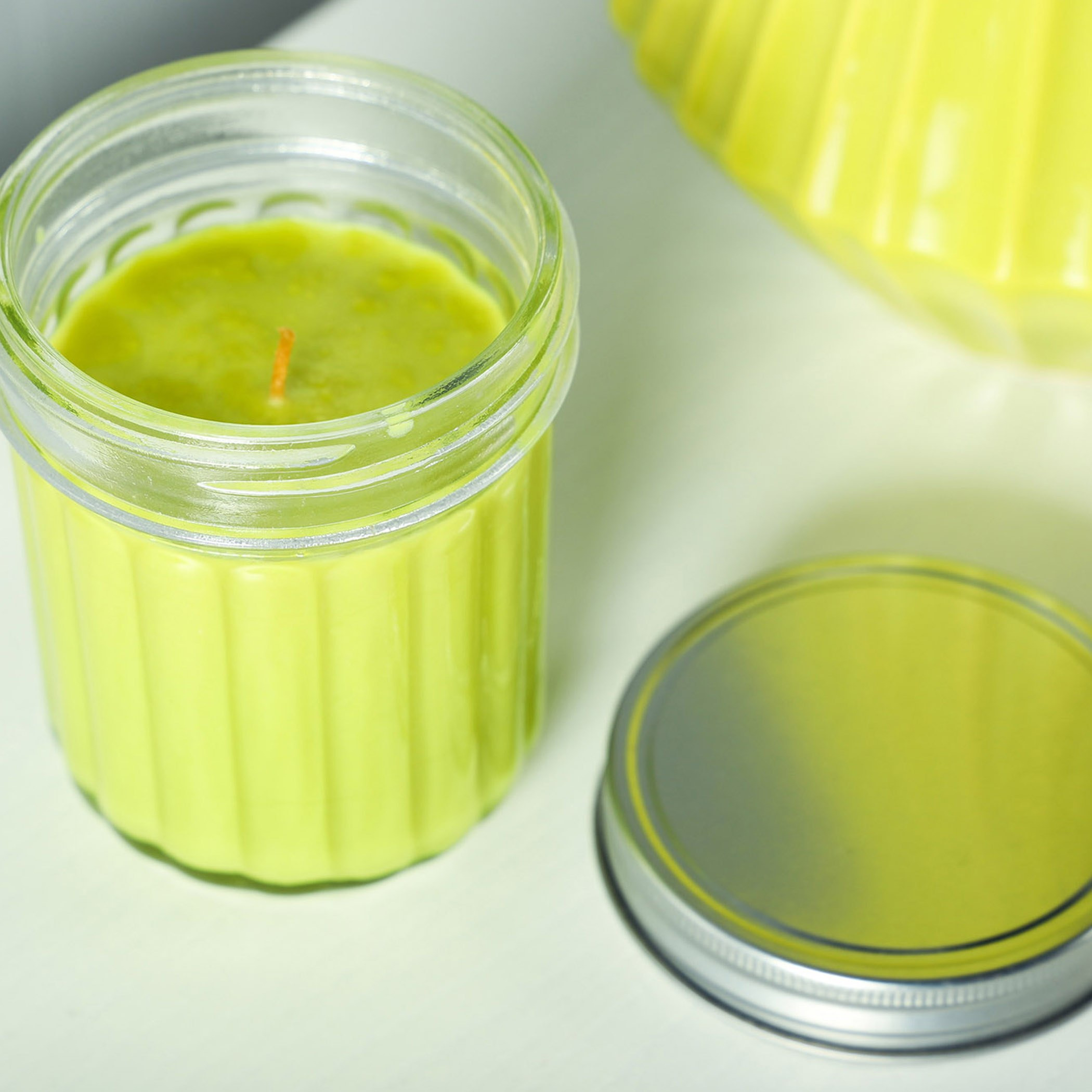 Radiance Lemongrass Jar Candle - 11 cm-hbxhomeware-hbxdecorandfurnishings-image-4