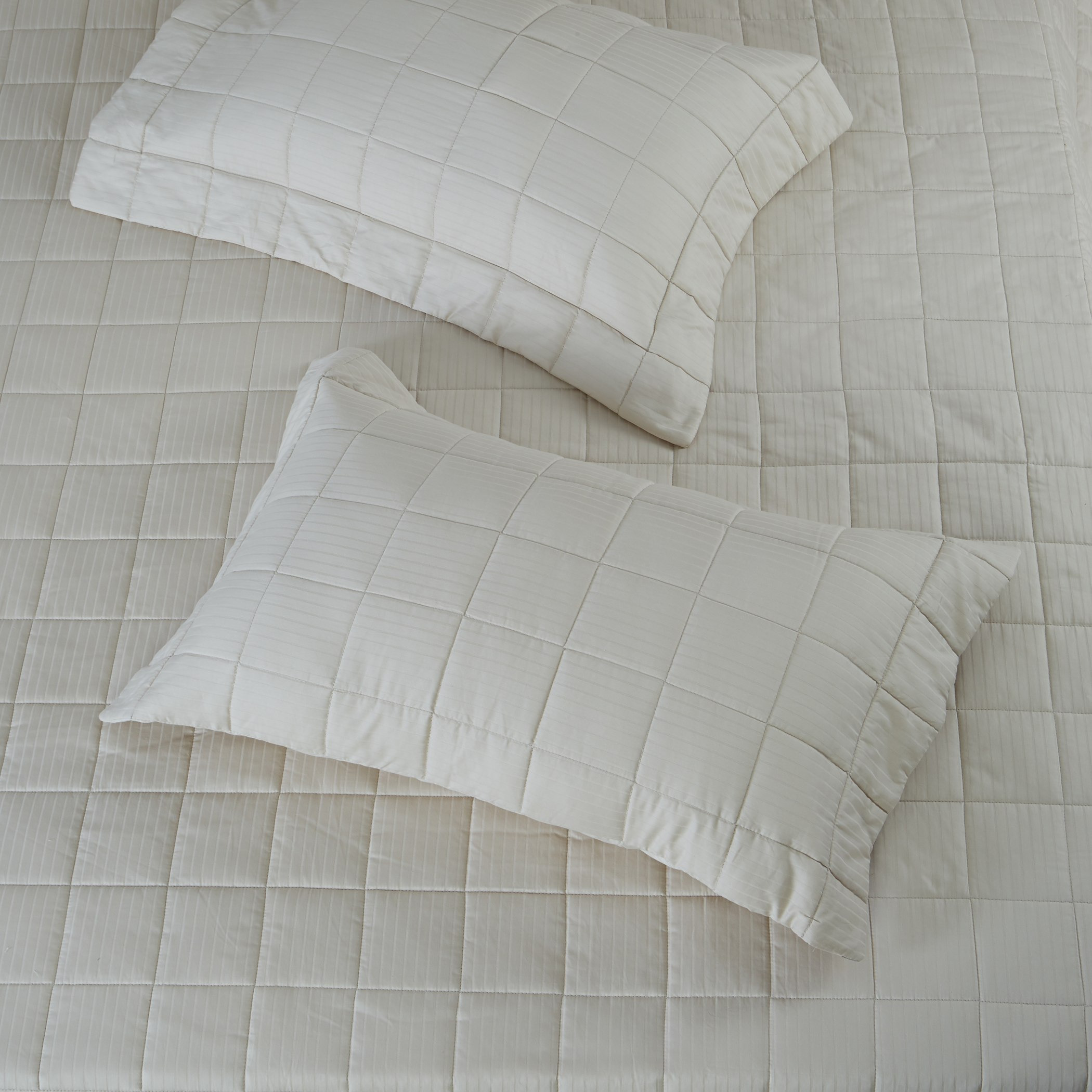 Ontario Striped 3-Piece King Quilt Set - 260x250 cm-hbxdecorandfurnishings-bedding-bedspreadsandquilts-image-4