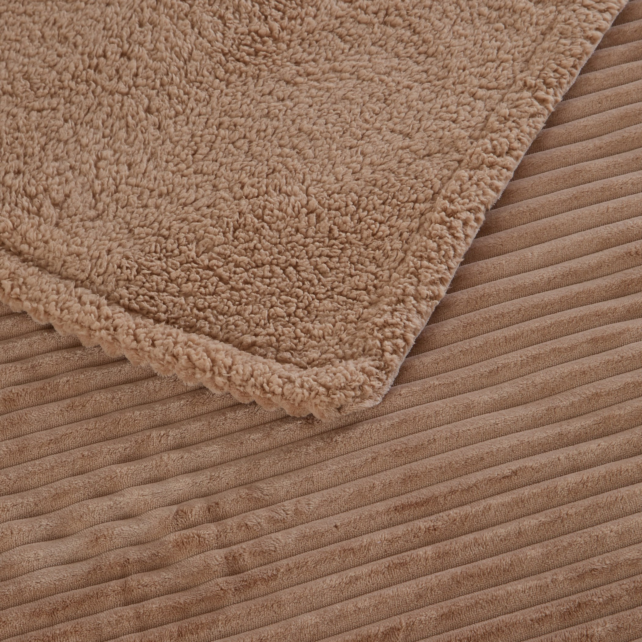 بطانية مزدوجة لوكسوت - 150x220 سم-hbxhomeware-hbxbedroom-image-3
