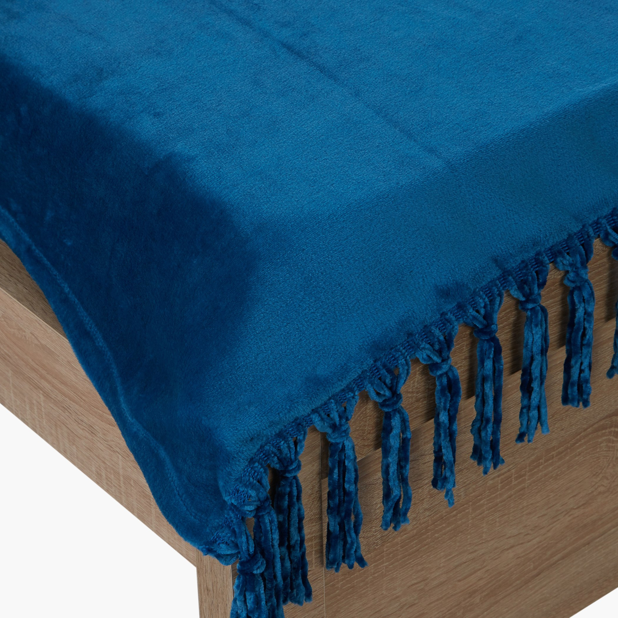 بطانية خفيفة بارزة الملمس بشرّابات من لافيش - 180x130 سم-hbxhomeware-hbxbedroom-image-2