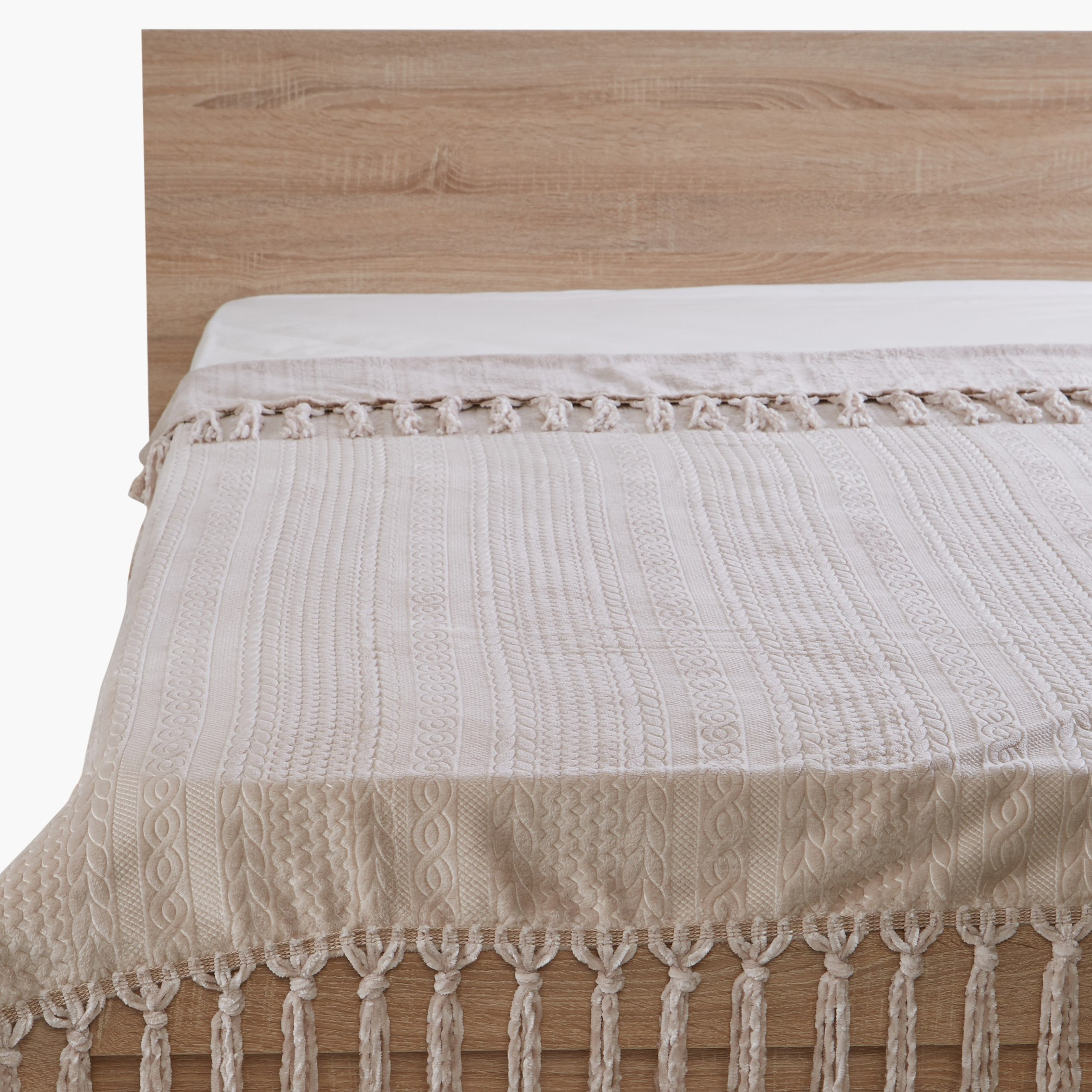 بطانية خفيفة قطيفة بشرّابات - 130x180 سم-hbxhomeware-hbxbedroom-image-1