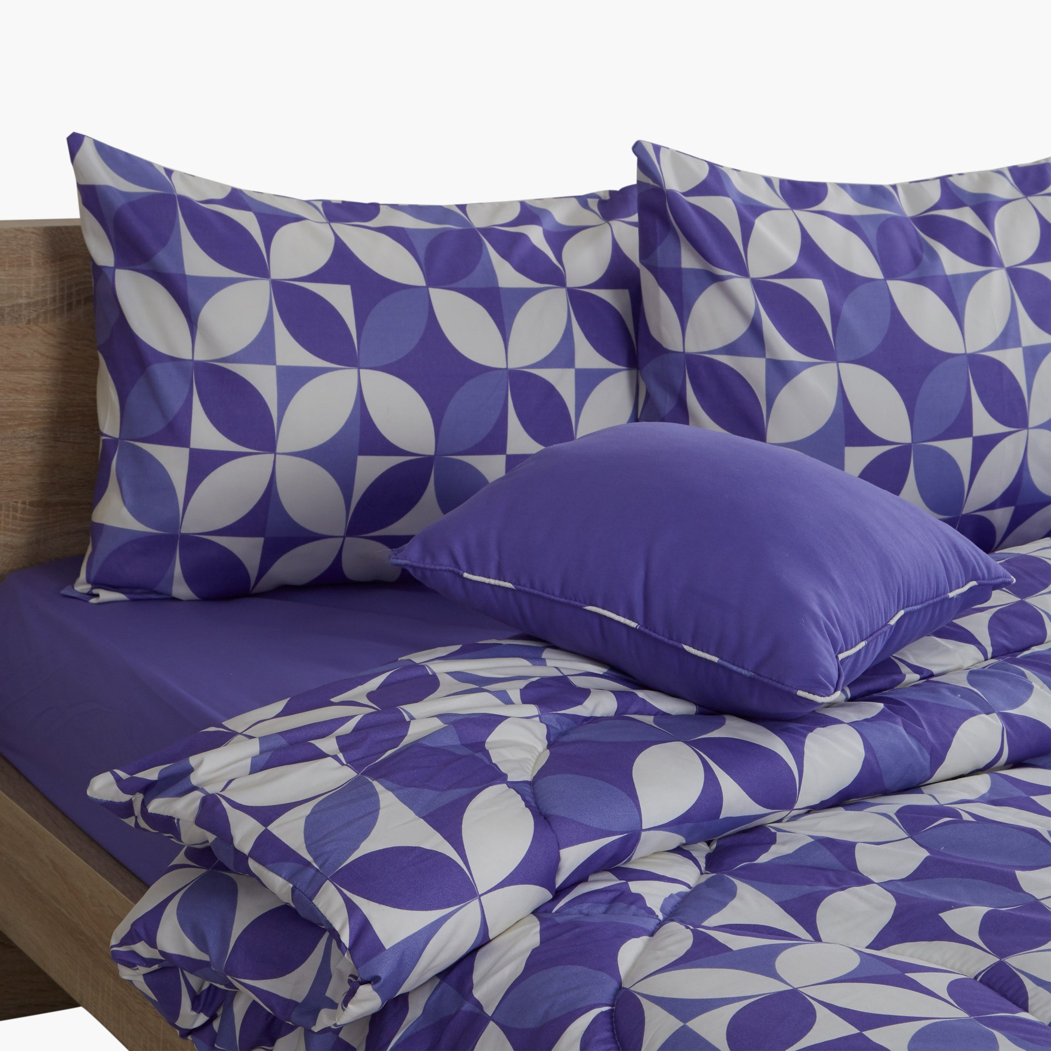 طقم لحاف مزدوج 5 قطع بطبعات سارة - 200x120 سم-hbxhomeware-hbxdecorandfurnishings-image-2