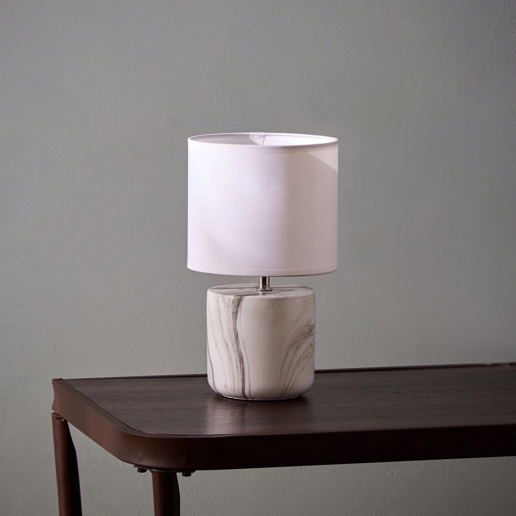 مصباح طاولة من ماربيلا - 18x31 سم-hbxlivingroom-lighting-tablelamps-image-1