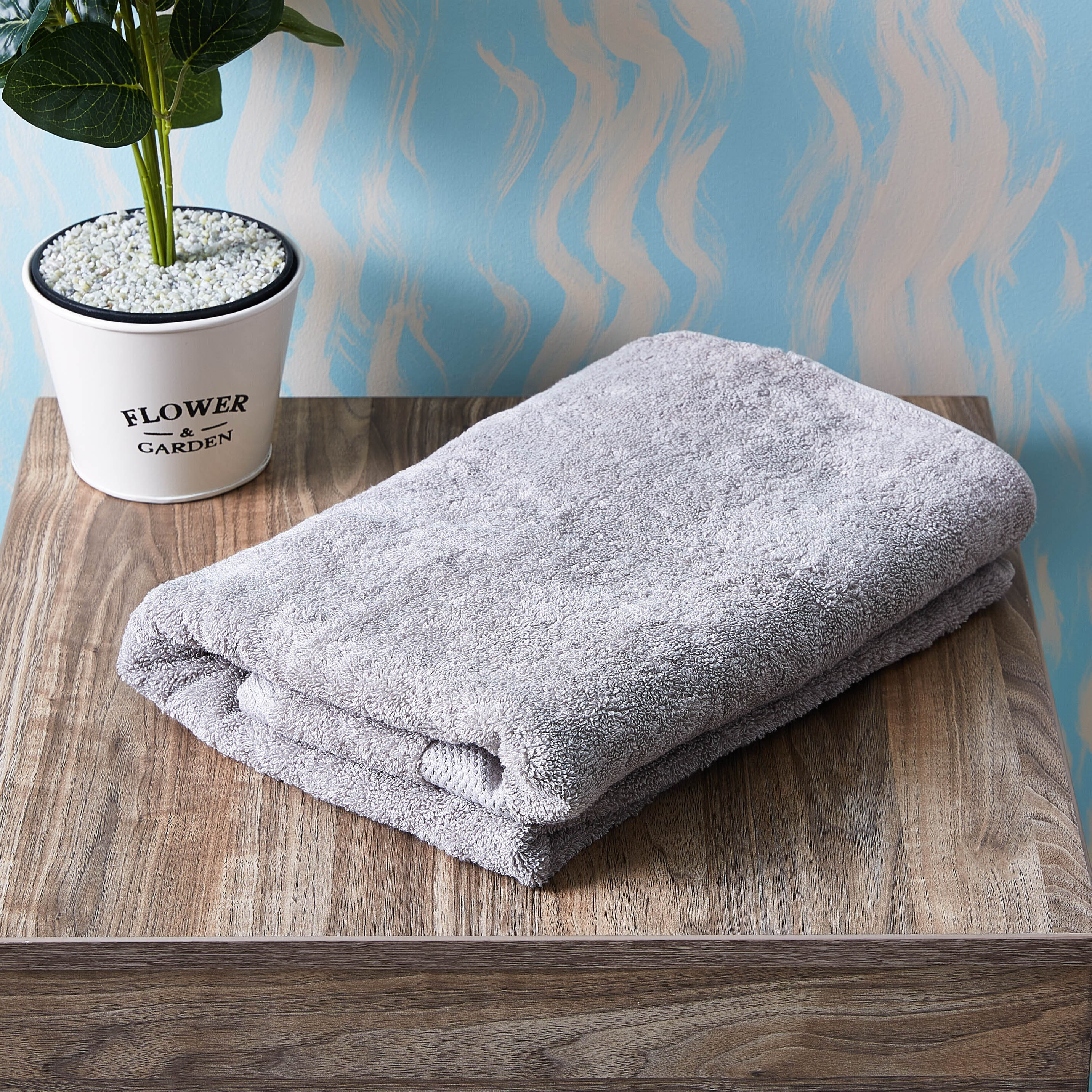 منشفة حمام كبيرة  من إسينشيال - 90x150 سم-hbxbathroom-bathroomtextiles-image-1