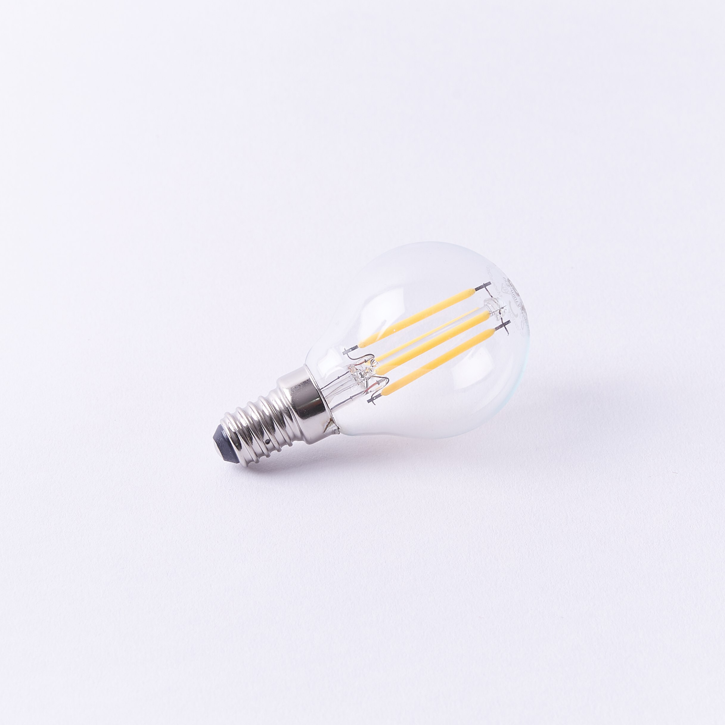لمبة أل إي دي مستديرة شفافة من أوسرام-PROMO_HB_AE_B1G1_250925-image-1