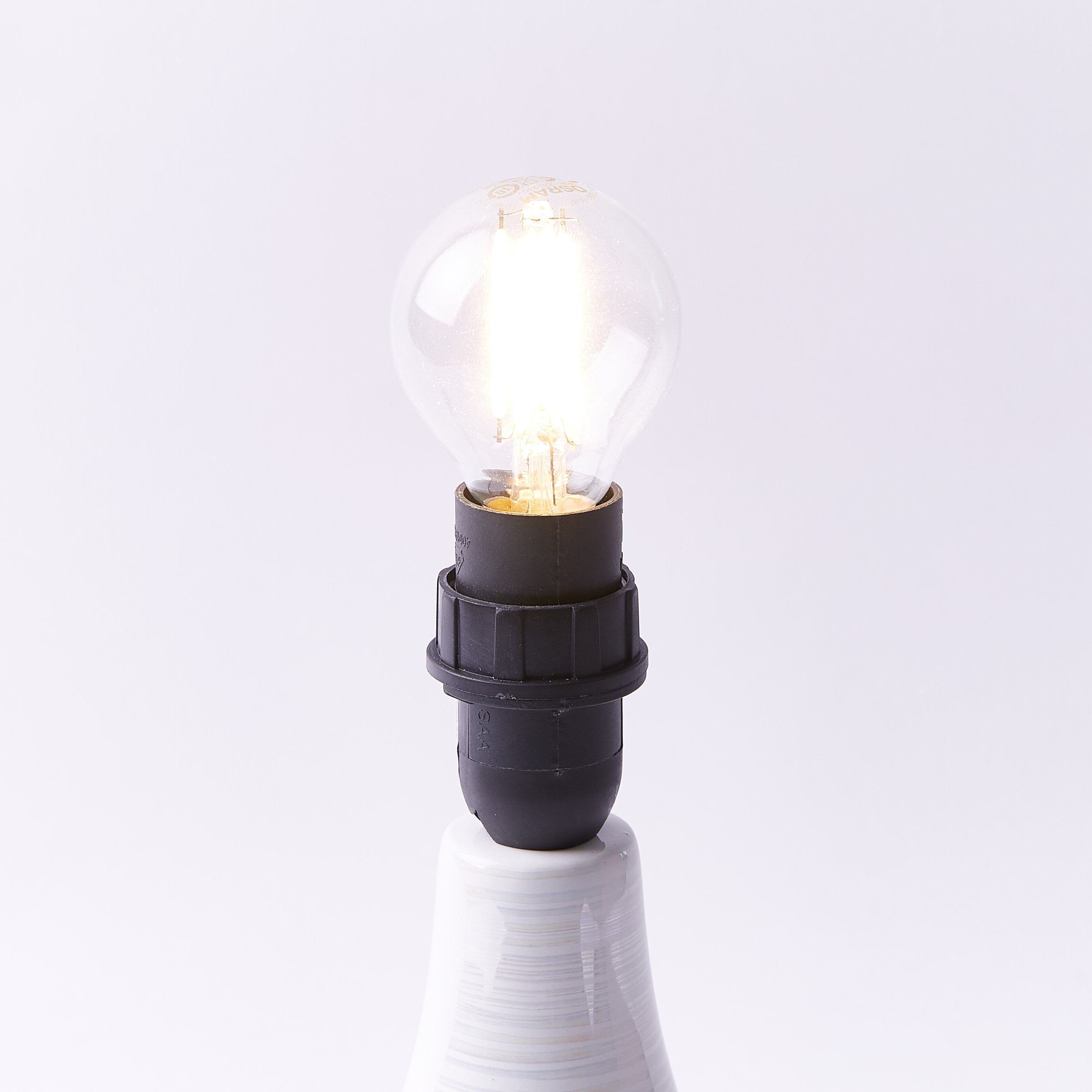 لمبة أل إي دي مستديرة شفافة من أوسرام-PROMO_HB_AE_B1G1_250925-image-2