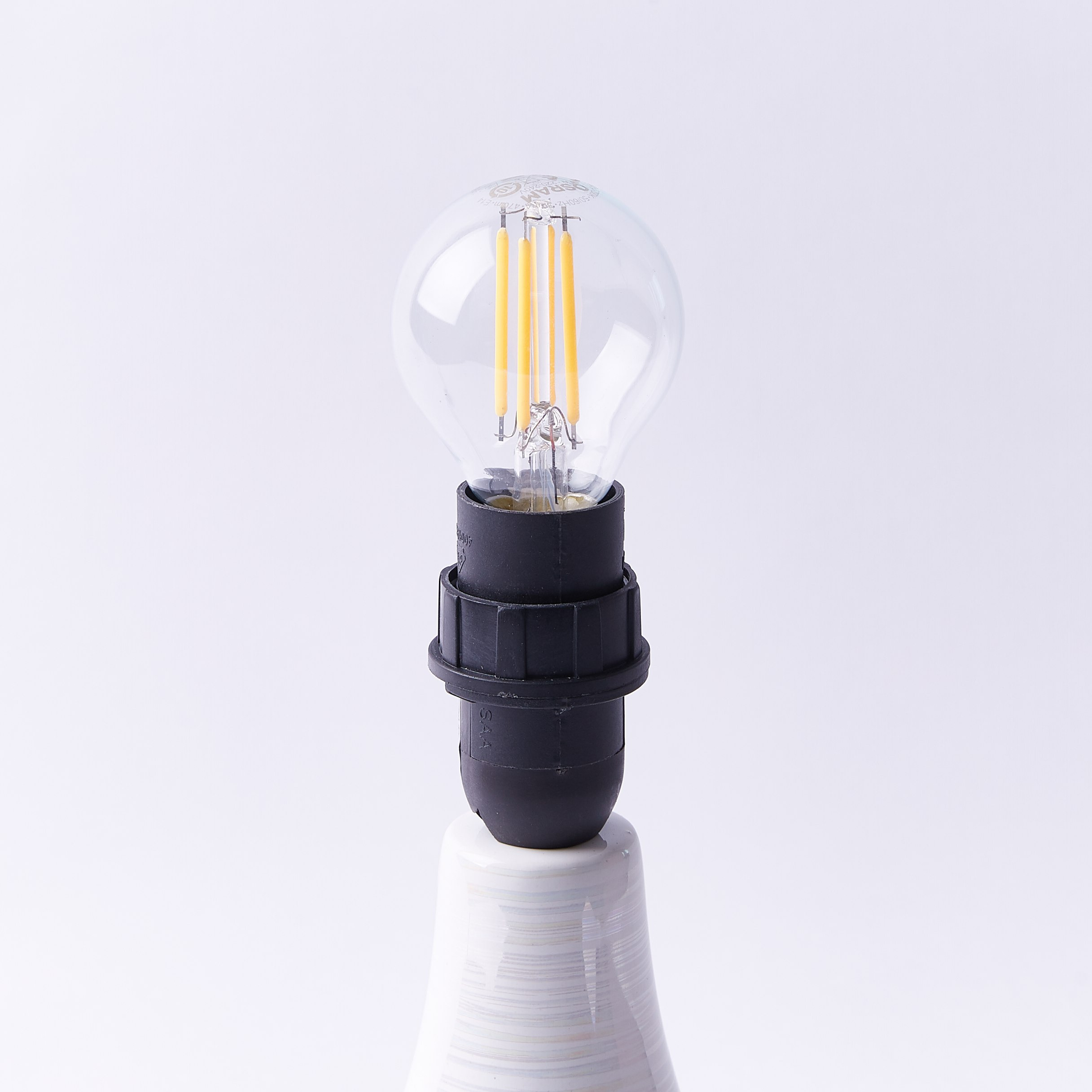 لمبة أل إي دي مستديرة شفافة من أوسرام-PROMO_HB_AE_B1G1_250925-image-3