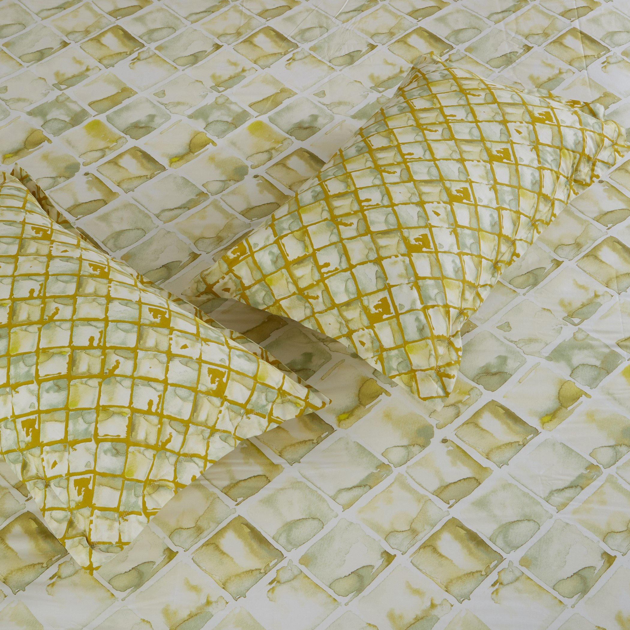 طقم شرشف مسطّح كينج 3 قطع بطبعات فريجنانس - 274x274 سم-hbxhomeware-hbxbedroom-image-4