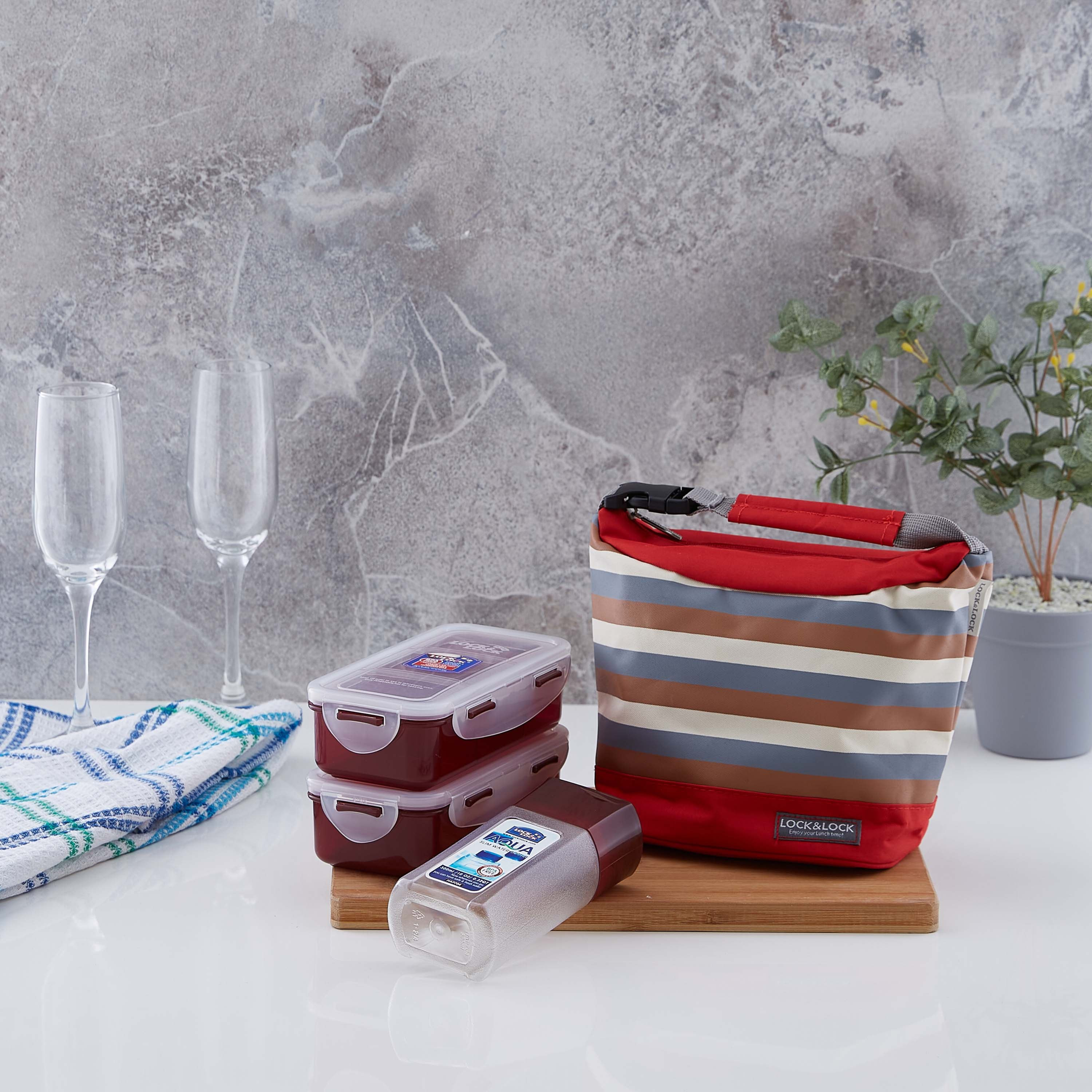 طقم صندوق غداء مع شنطة مخطّطة من لوك أند لوك - 4 قطع-hbxhomeware-hbxkitchen-image-4